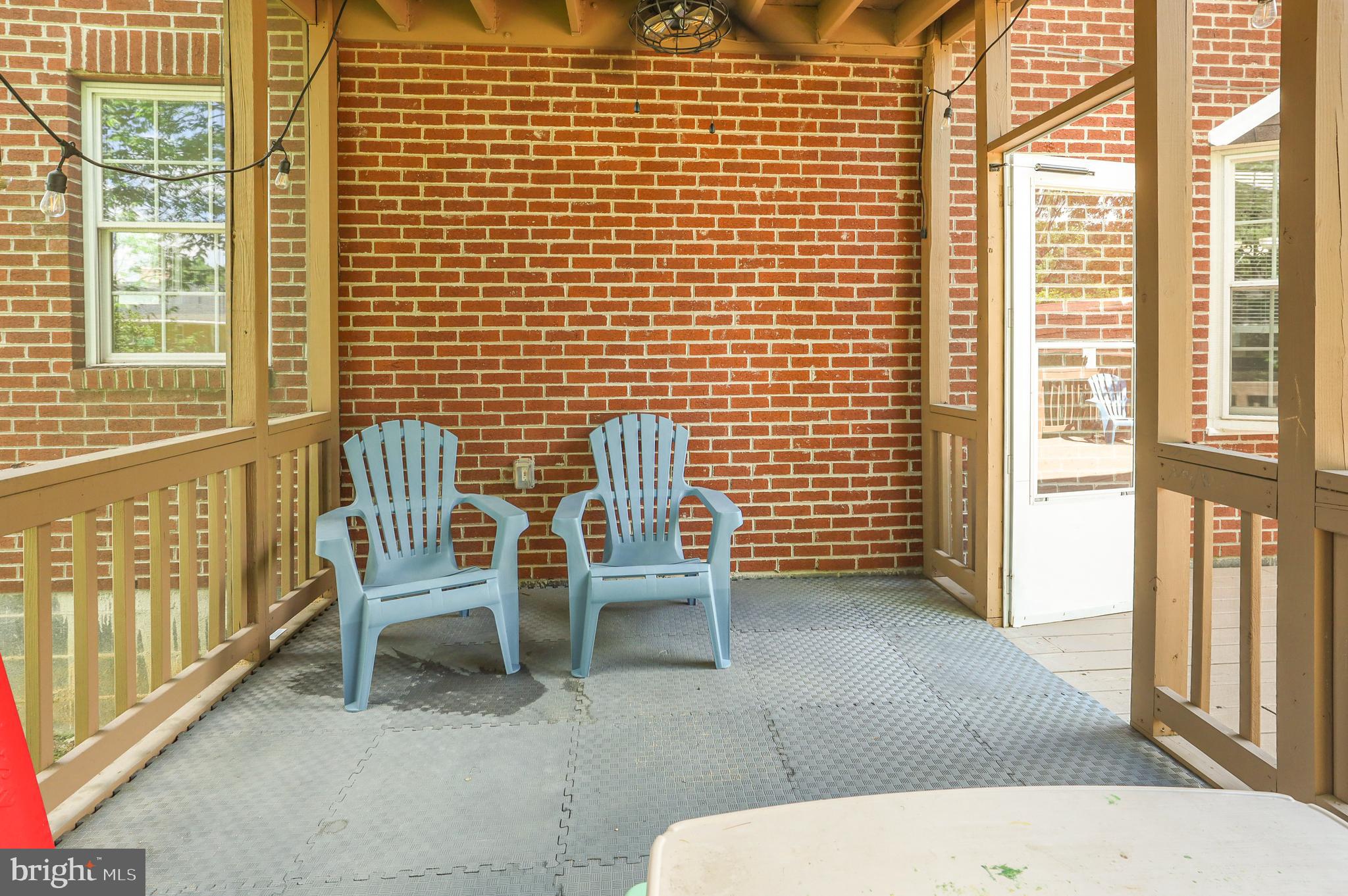 NORTH SPRINGFIELD - Residential