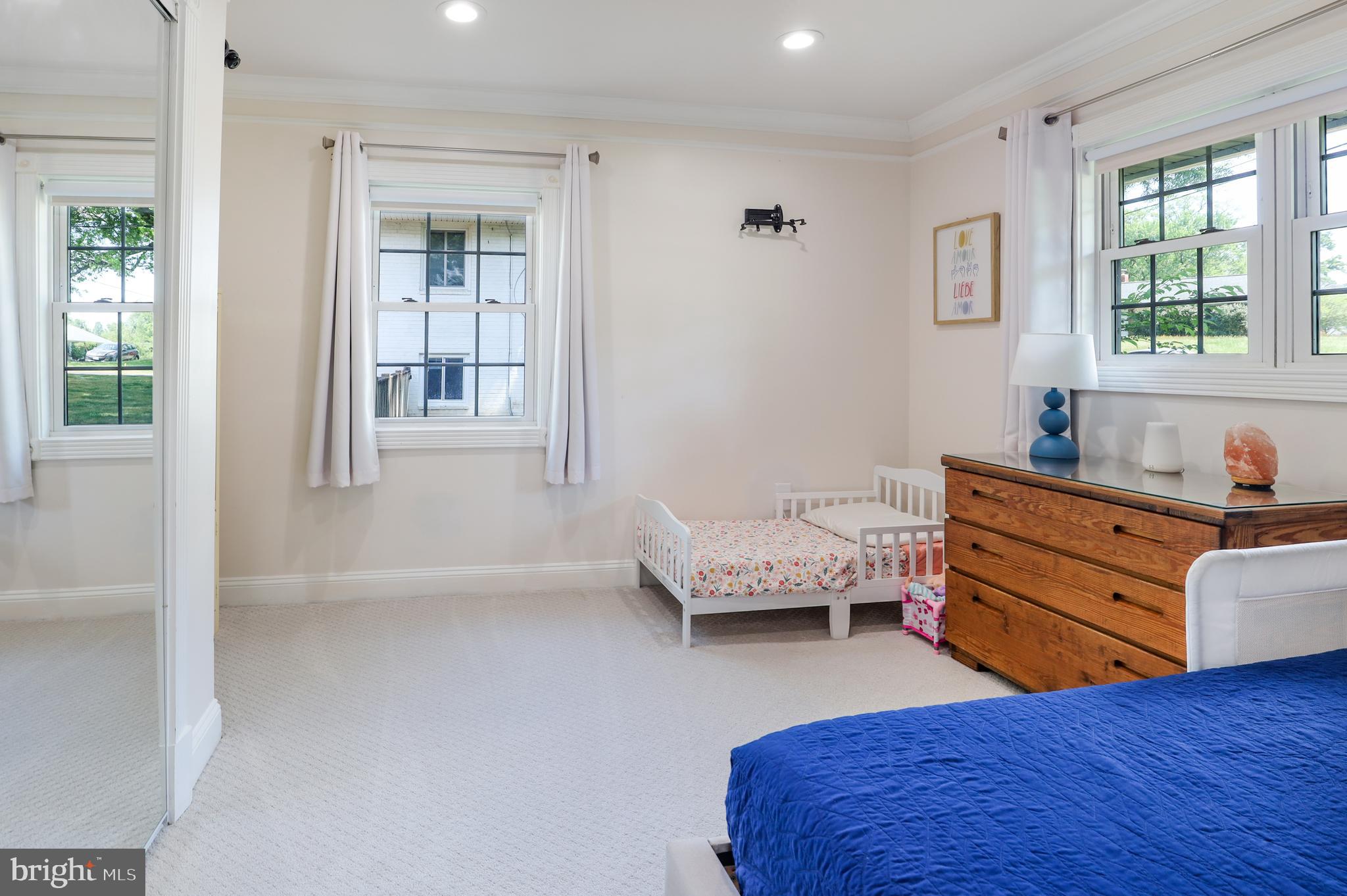 NORTH SPRINGFIELD - Residential