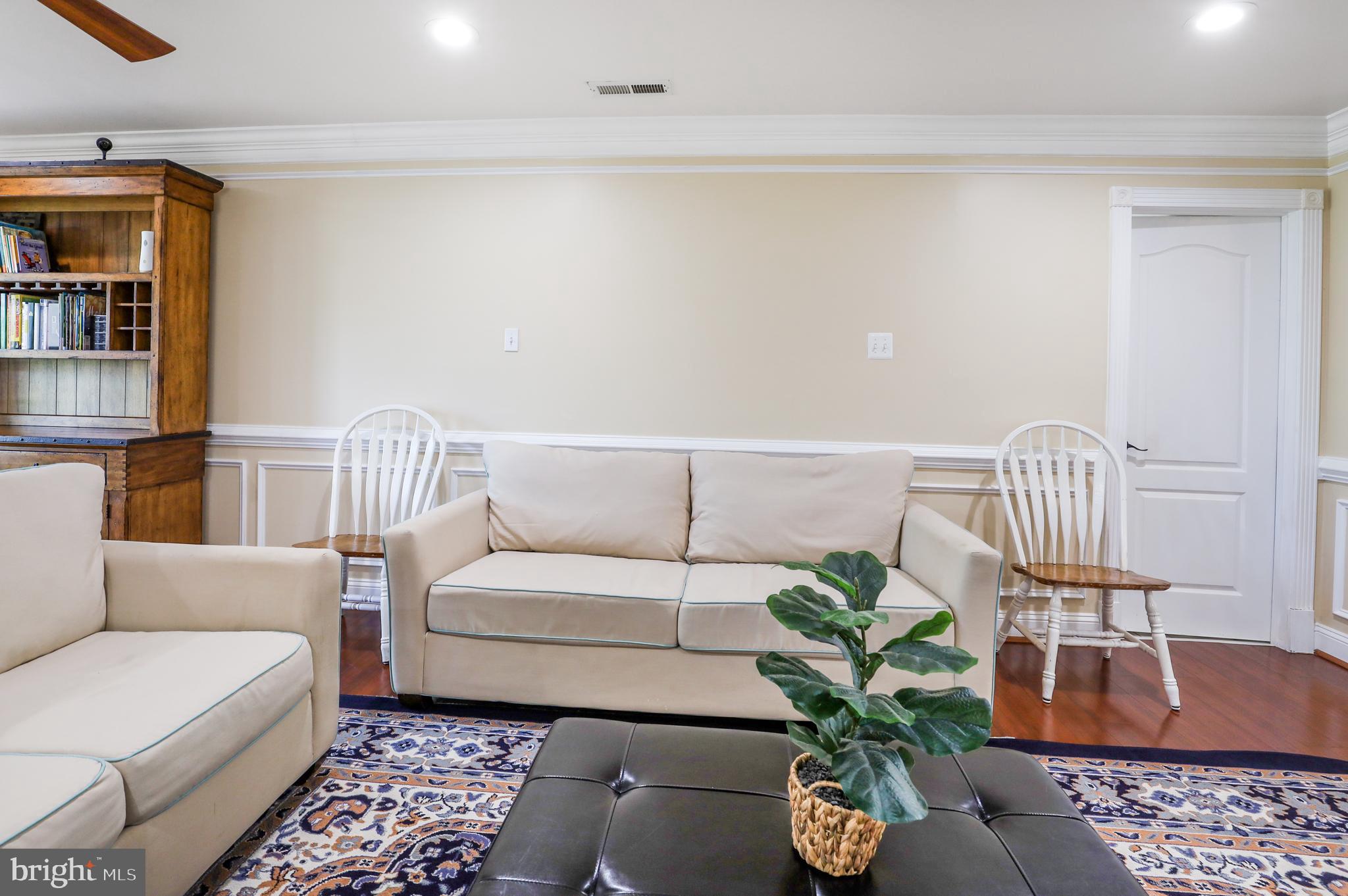 NORTH SPRINGFIELD - Residential