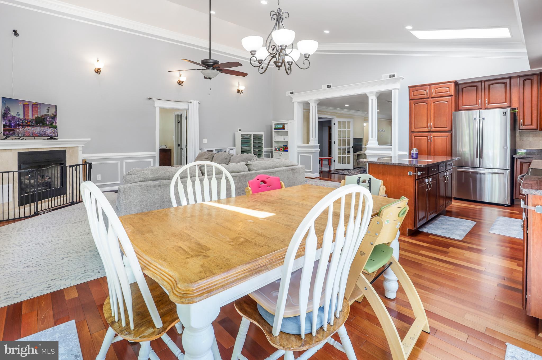 NORTH SPRINGFIELD - Residential