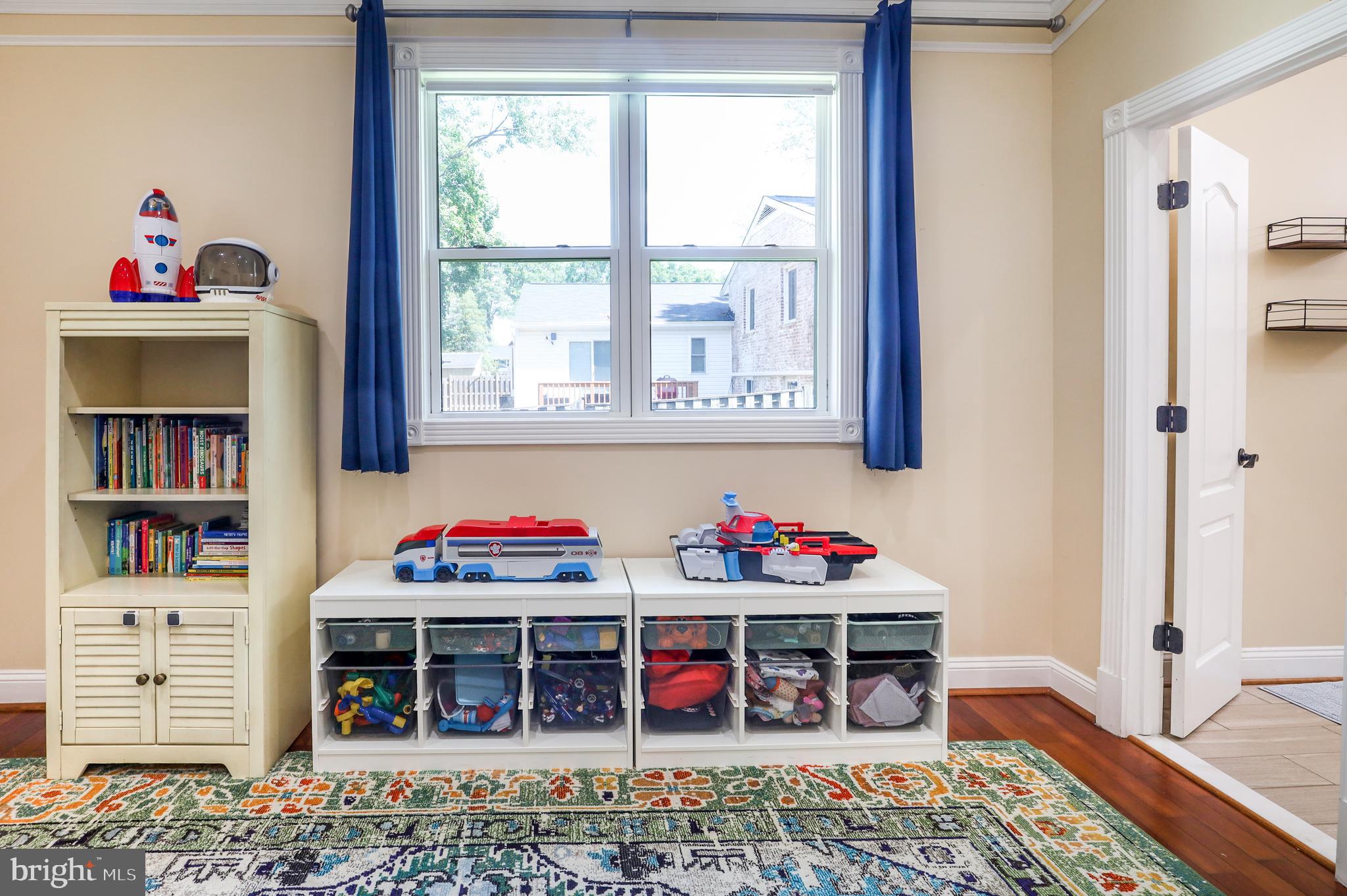 NORTH SPRINGFIELD - Residential