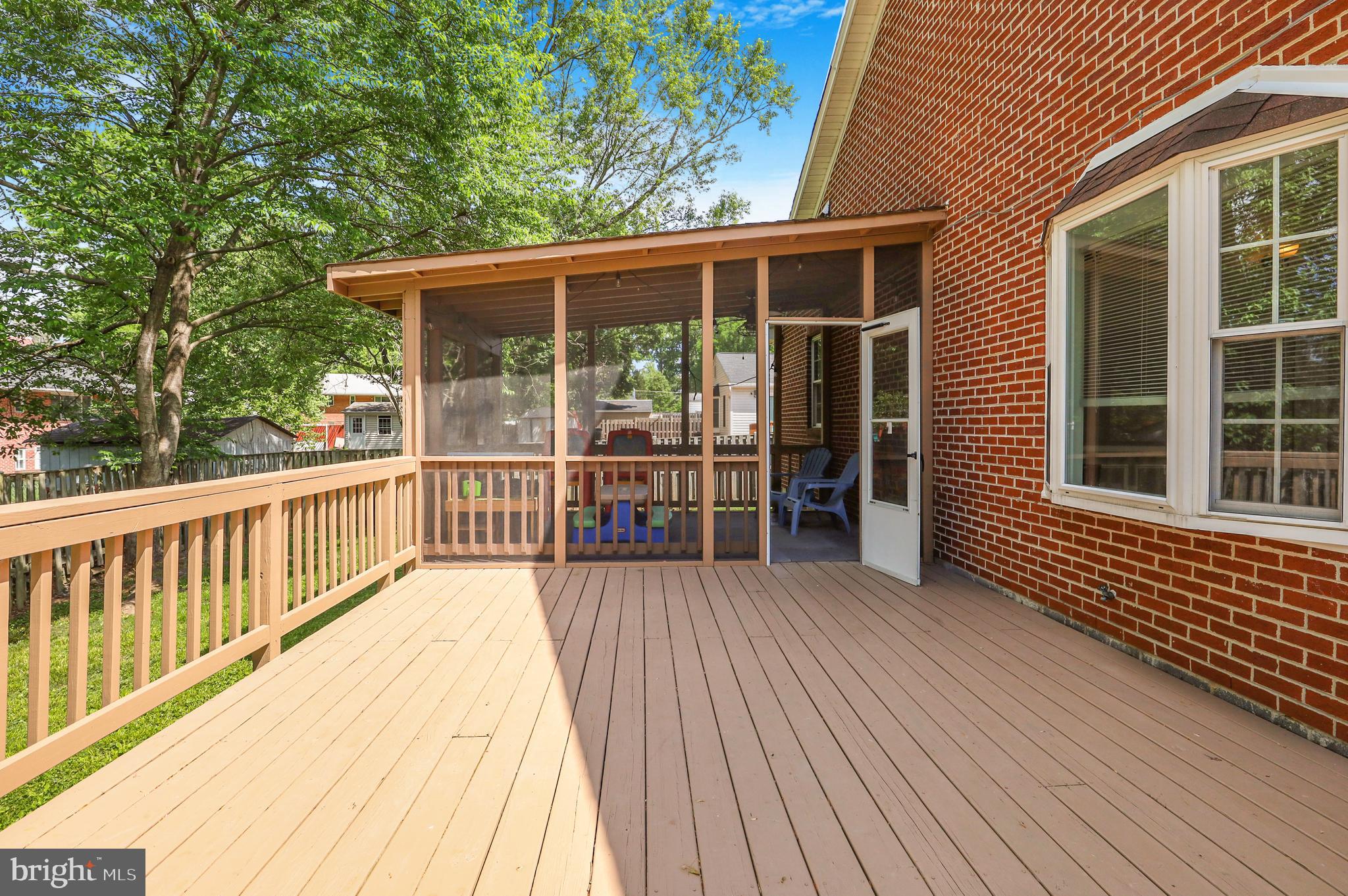 NORTH SPRINGFIELD - Residential