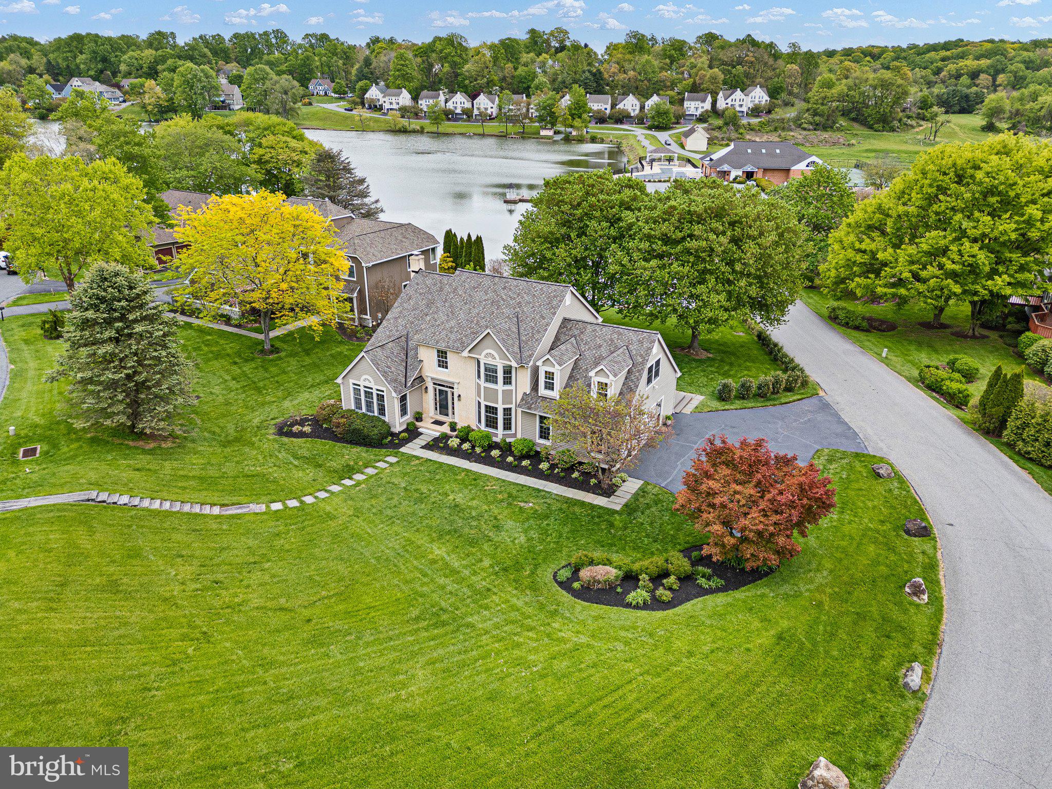 SOMERSET LAKE - Residential
