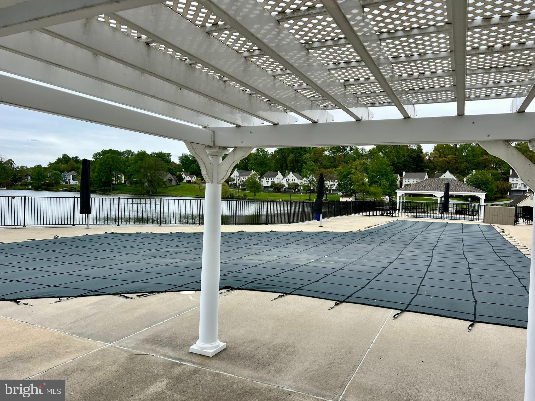 SOMERSET LAKE - Residential