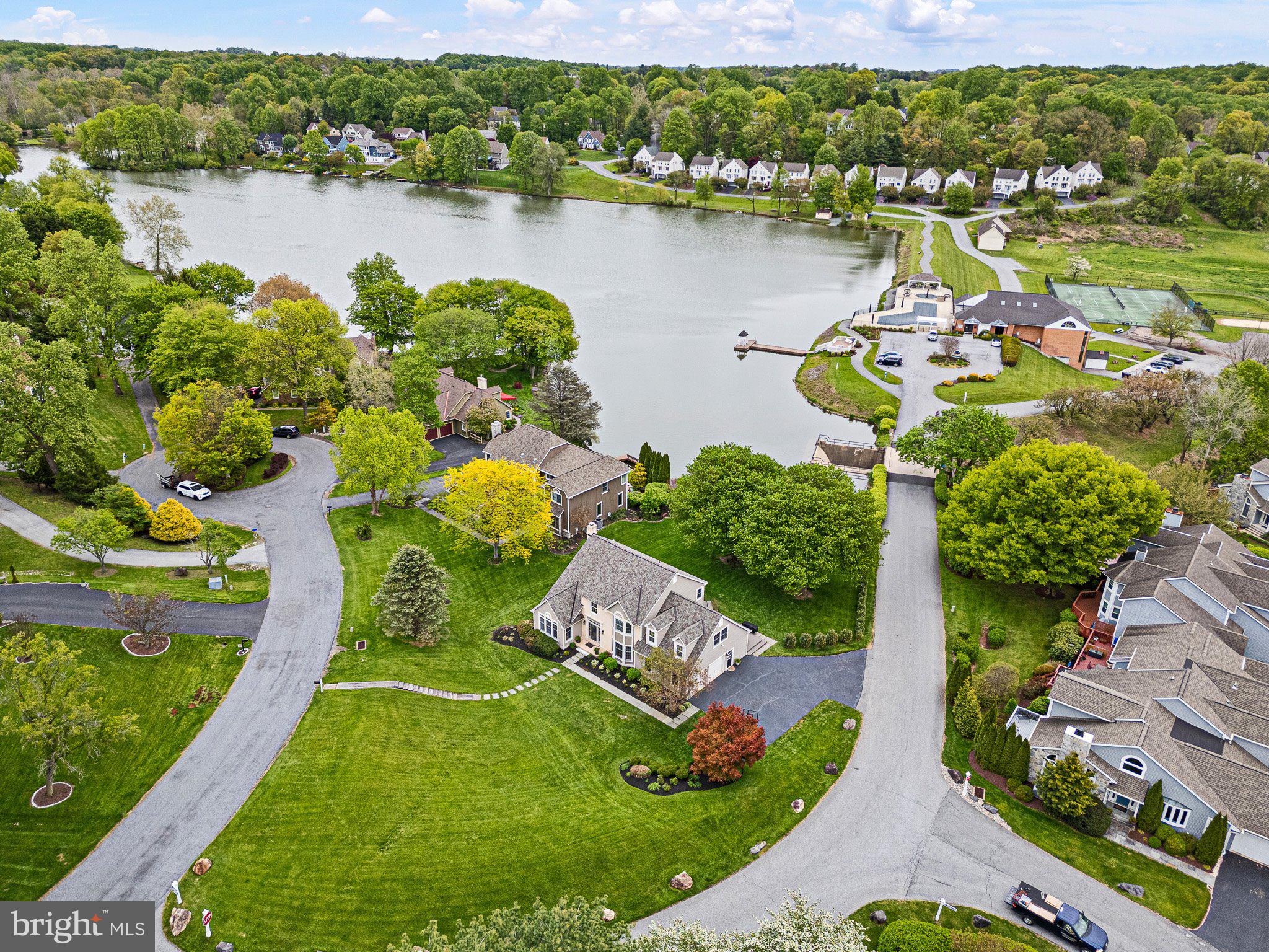 SOMERSET LAKE - Residential