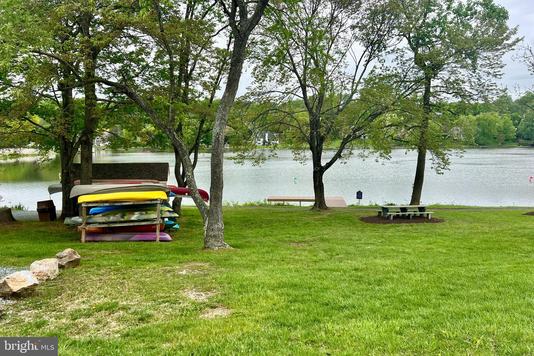 SOMERSET LAKE - Residential