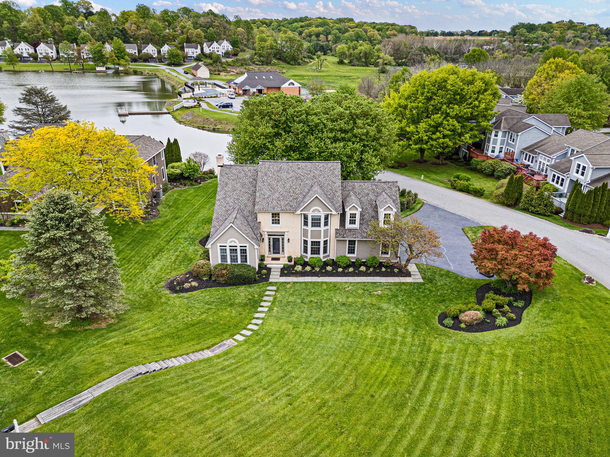 SOMERSET LAKE - Residential