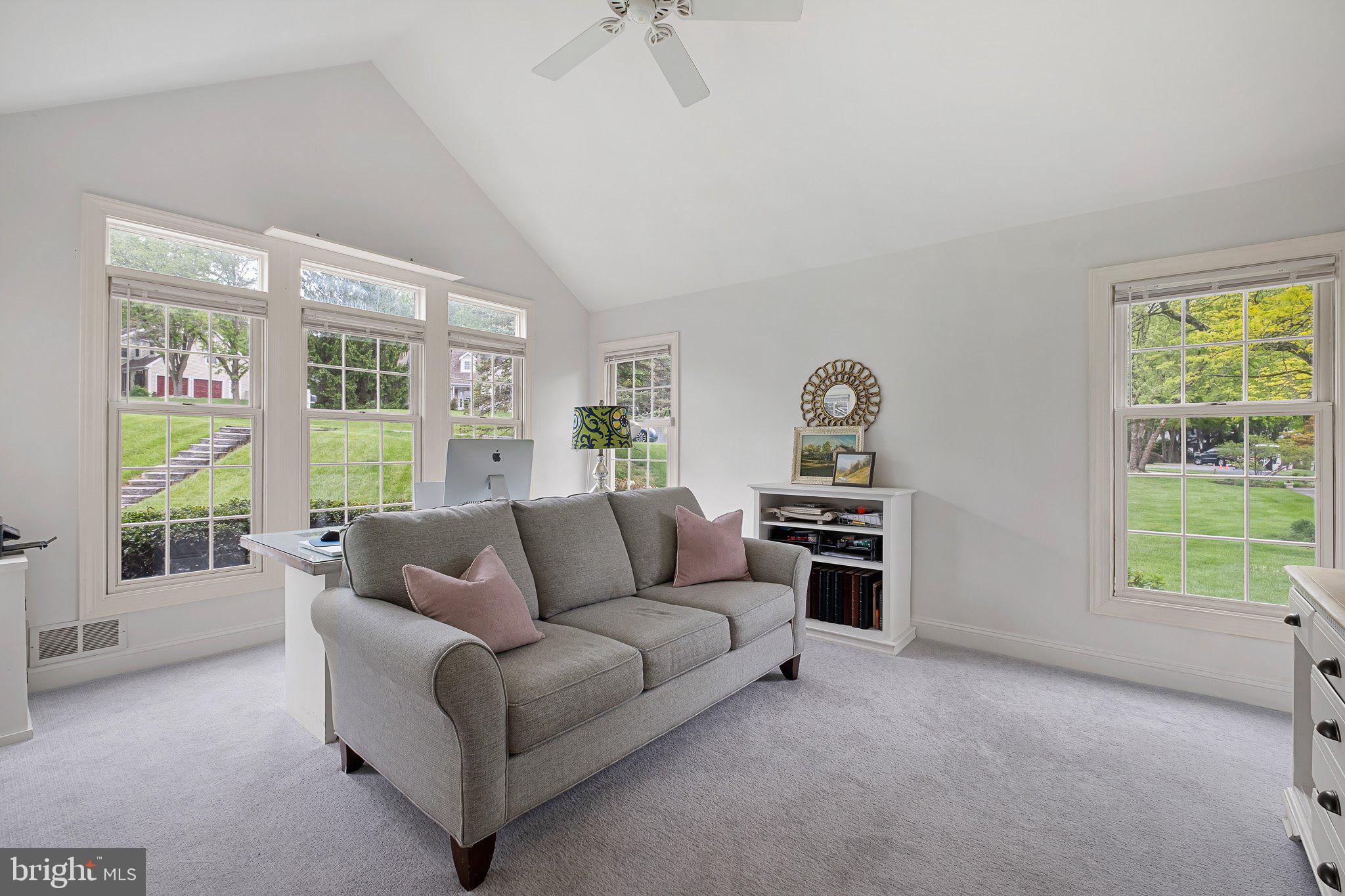 SOMERSET LAKE - Residential