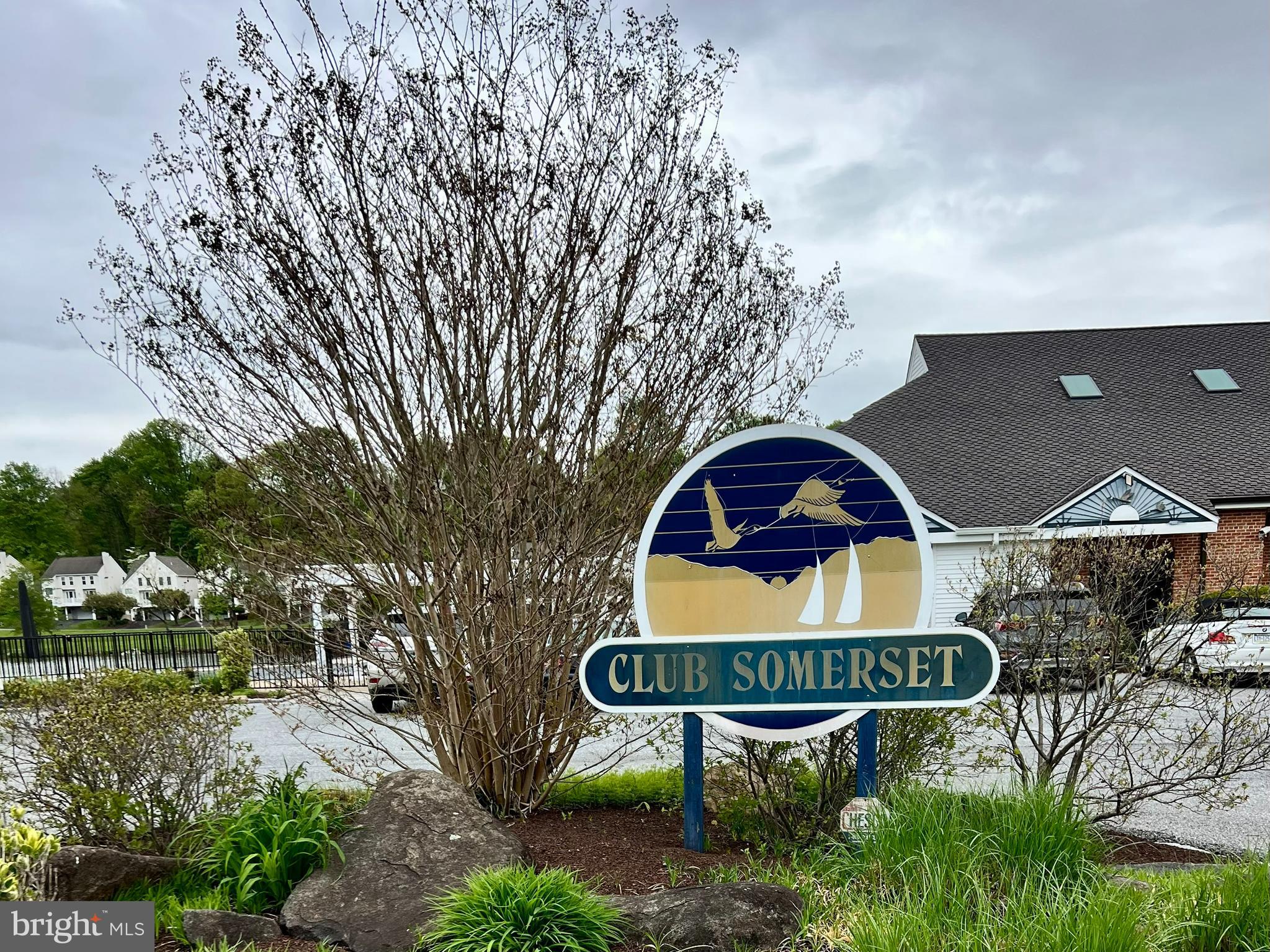 SOMERSET LAKE - Residential