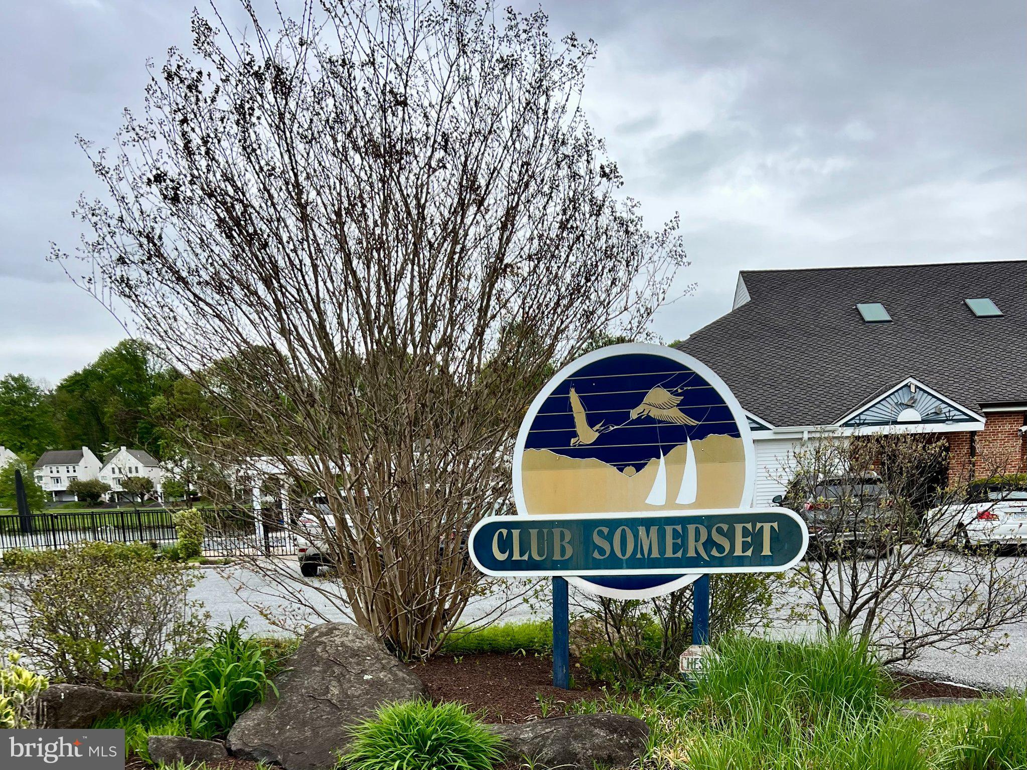 SOMERSET LAKE - Residential