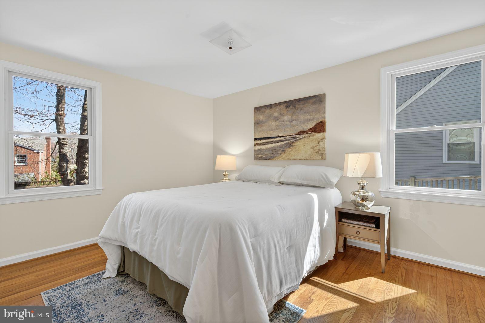 MADISON MANOR - Residential