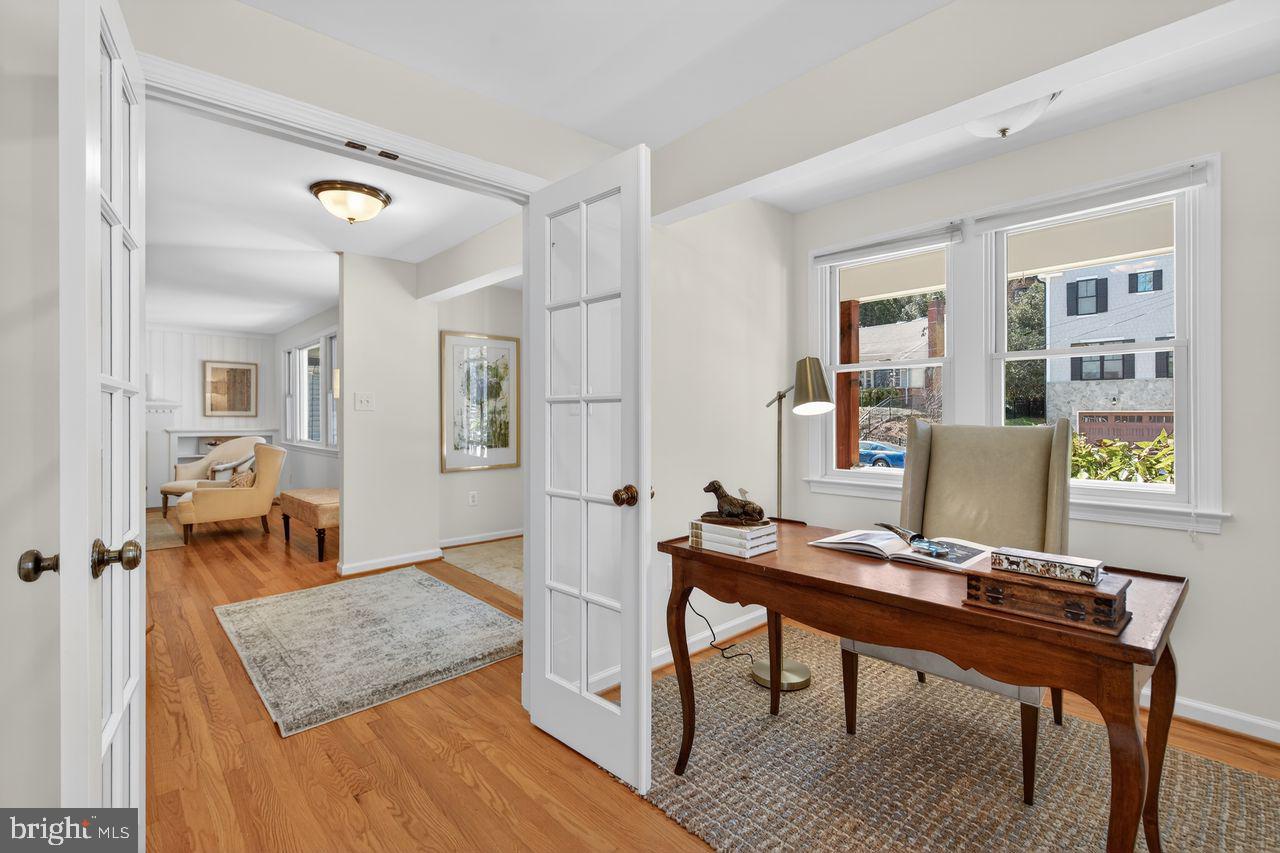 MADISON MANOR - Residential