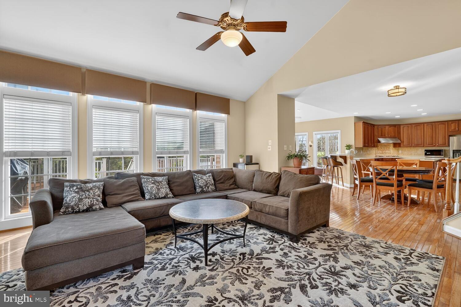 HAMPSHIRE GREENS - Residential