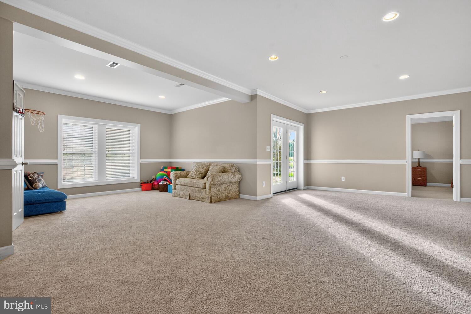 HAMPSHIRE GREENS - Residential