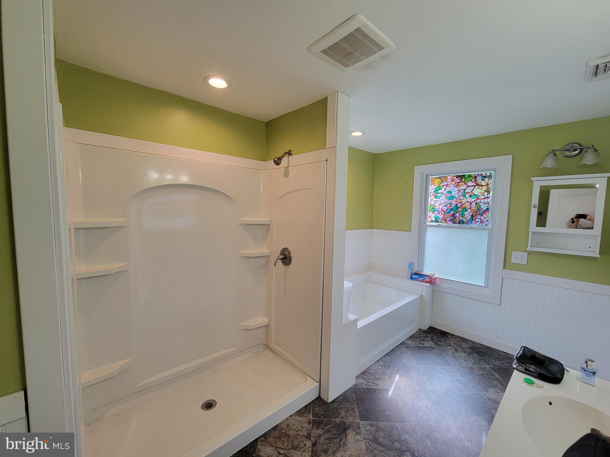 SAGINAW - Residential Lease