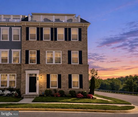 Photo of 1957 Greenbriar Hall Road, DUMFRIES, VA 22026 (MLS # VAPW2117508)