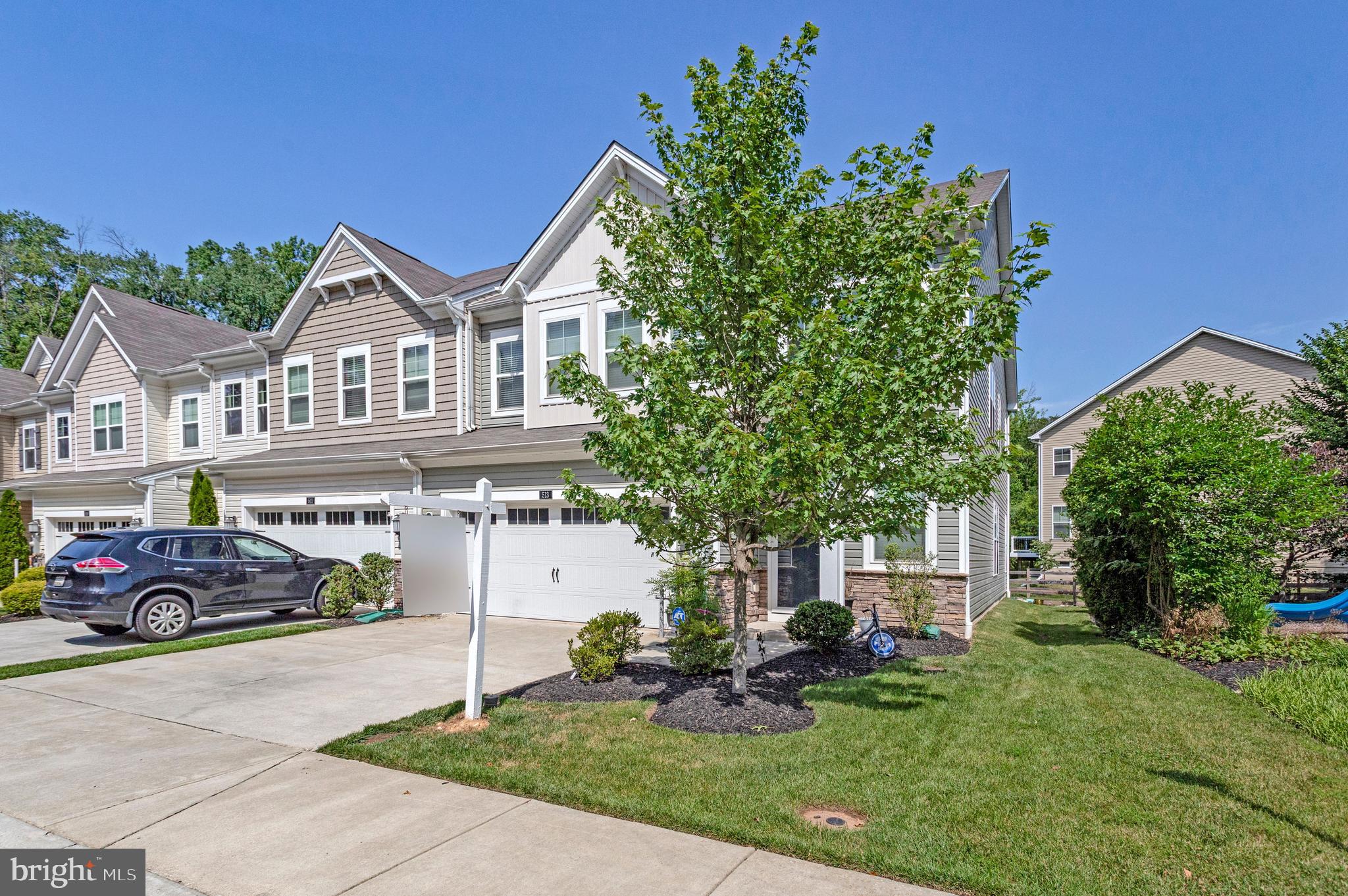 513 HOLLY RIDGE WAY