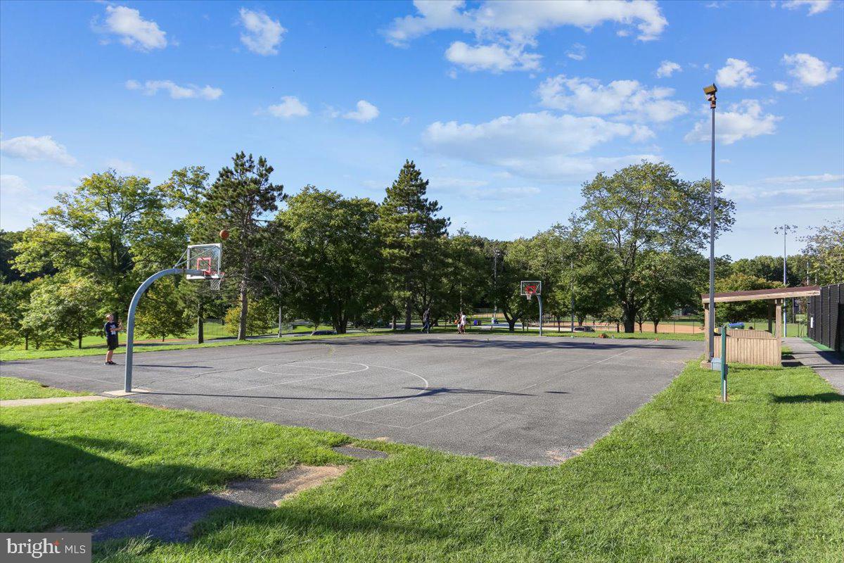WHEATON OUTSIDE - Residential
