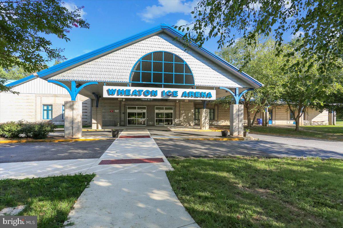 WHEATON OUTSIDE - Residential