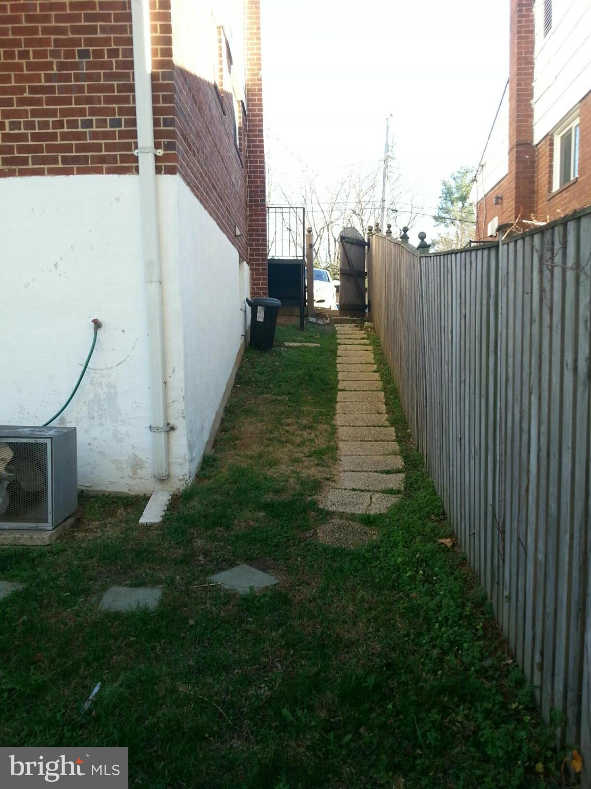 TARLETON - Residential Lease