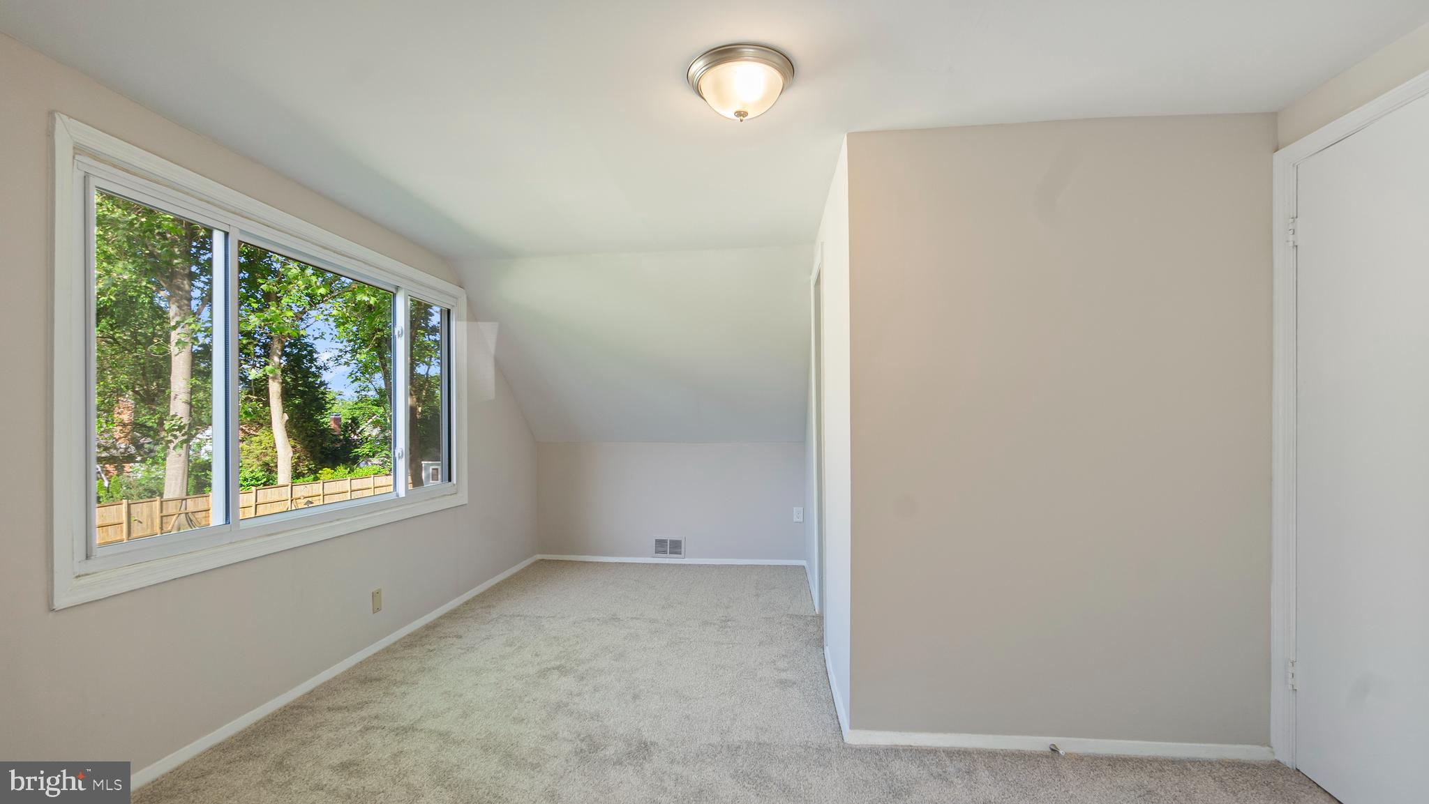 TWINBROOK - Residential