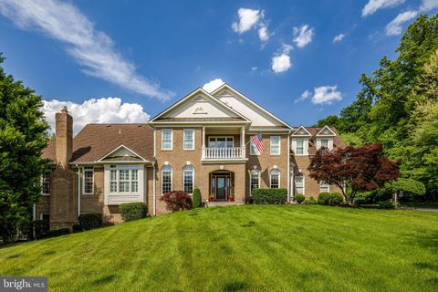Photo of 20283 Island View Court, STERLING, VA 20165 (MLS # VALO2123794)