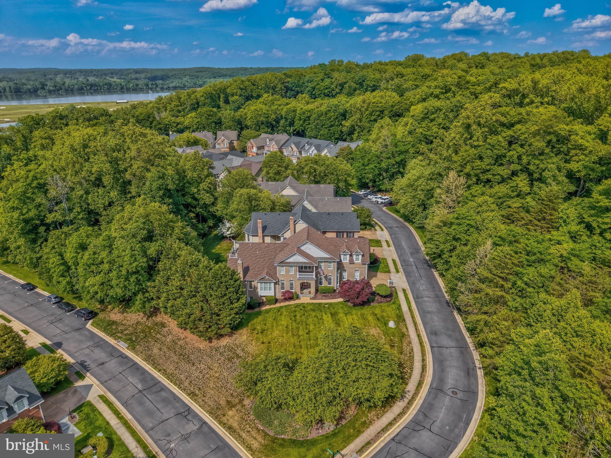 CASCADES - Residential