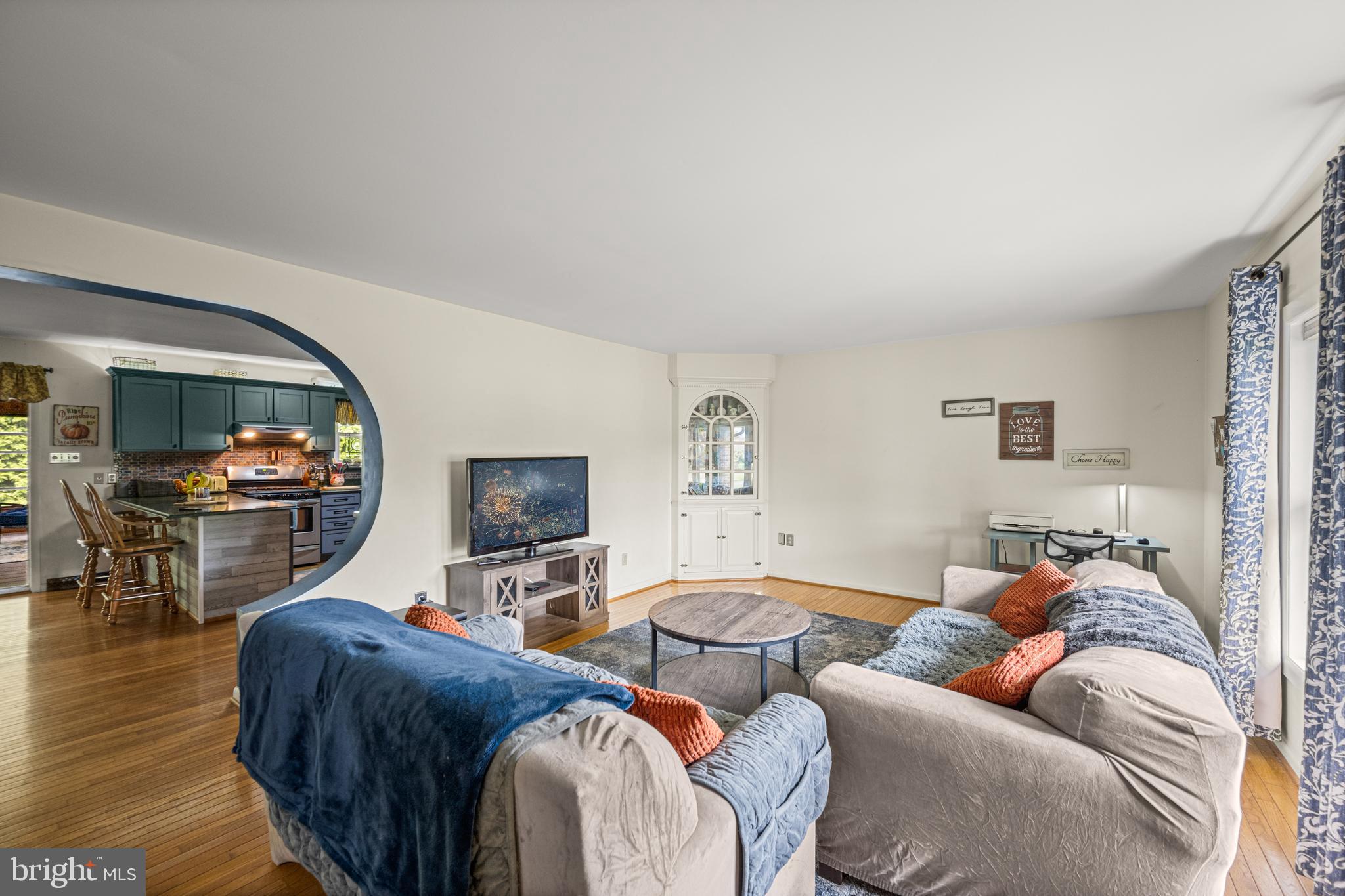 2200 HOPI COURT