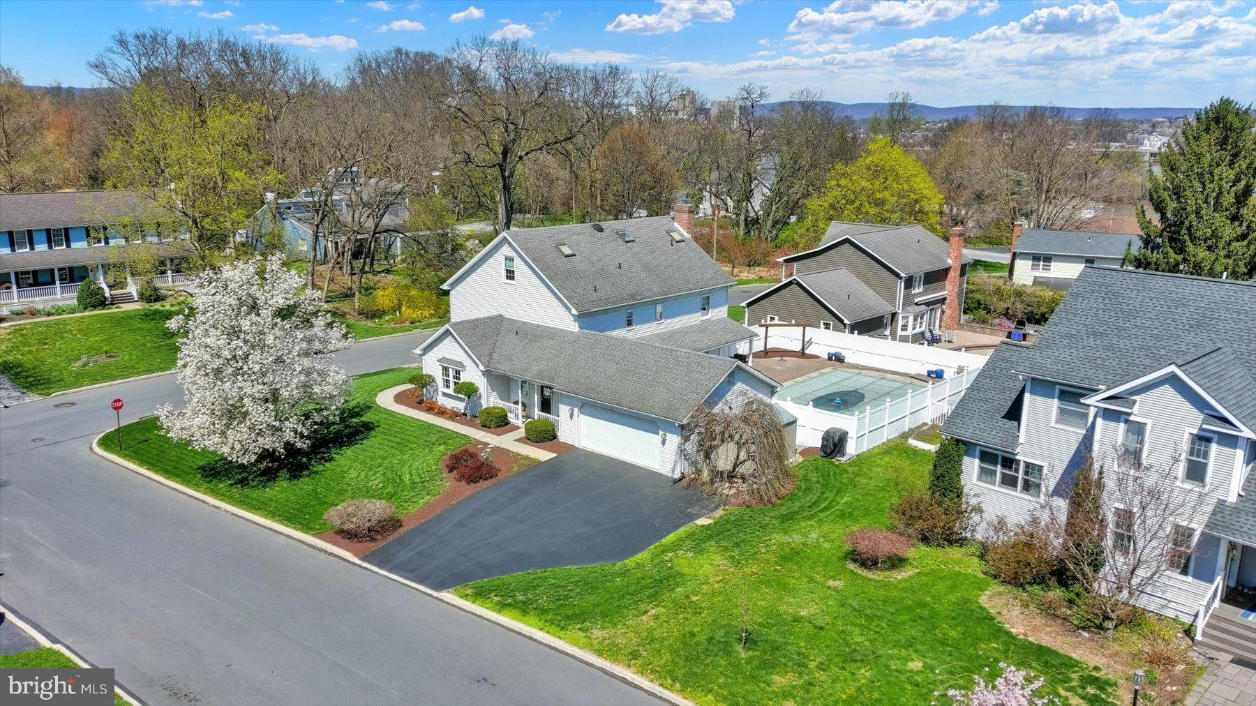 WESTOVER GARDENS - Residential