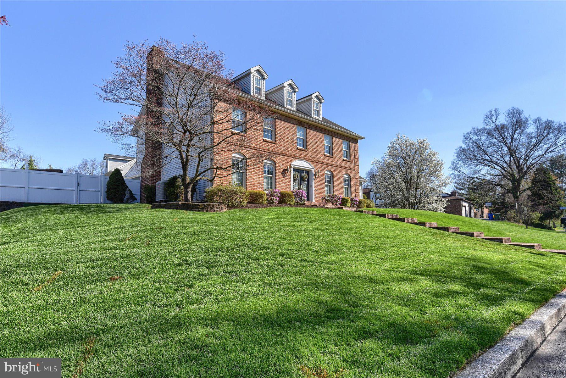 WESTOVER GARDENS - Residential