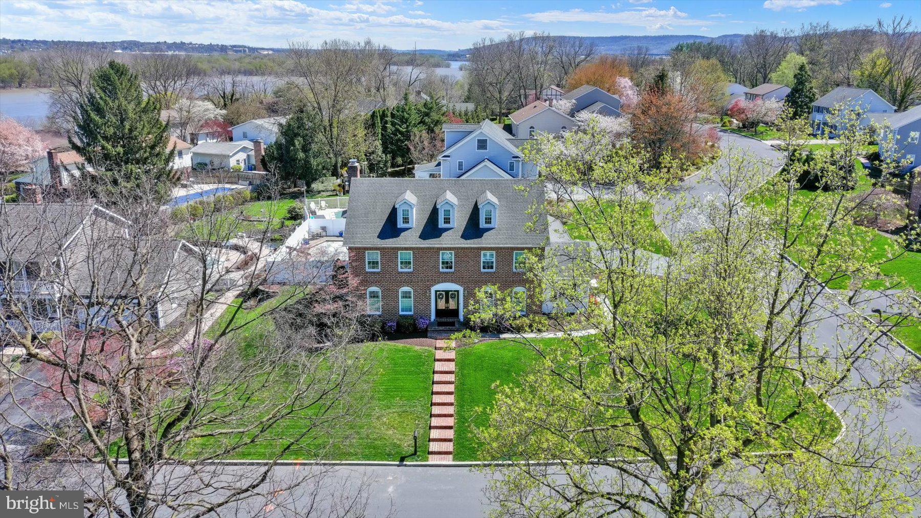 WESTOVER GARDENS - Residential