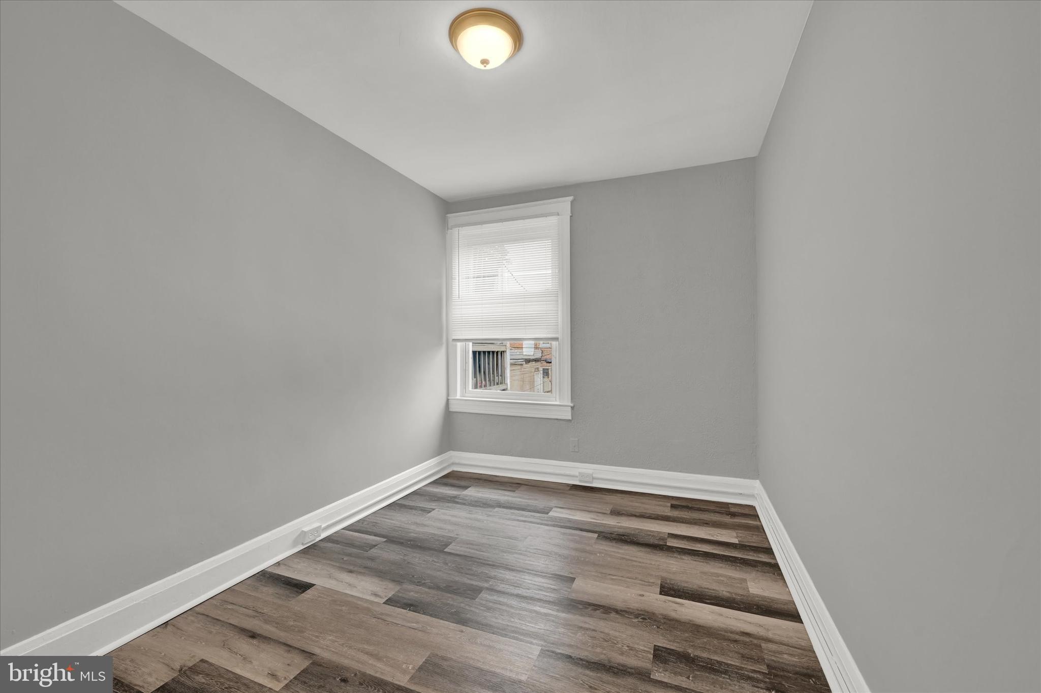 WINSTON GOVANS - Residential