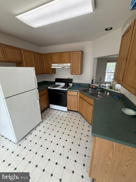 138 EASTRIDGE CIRCLE