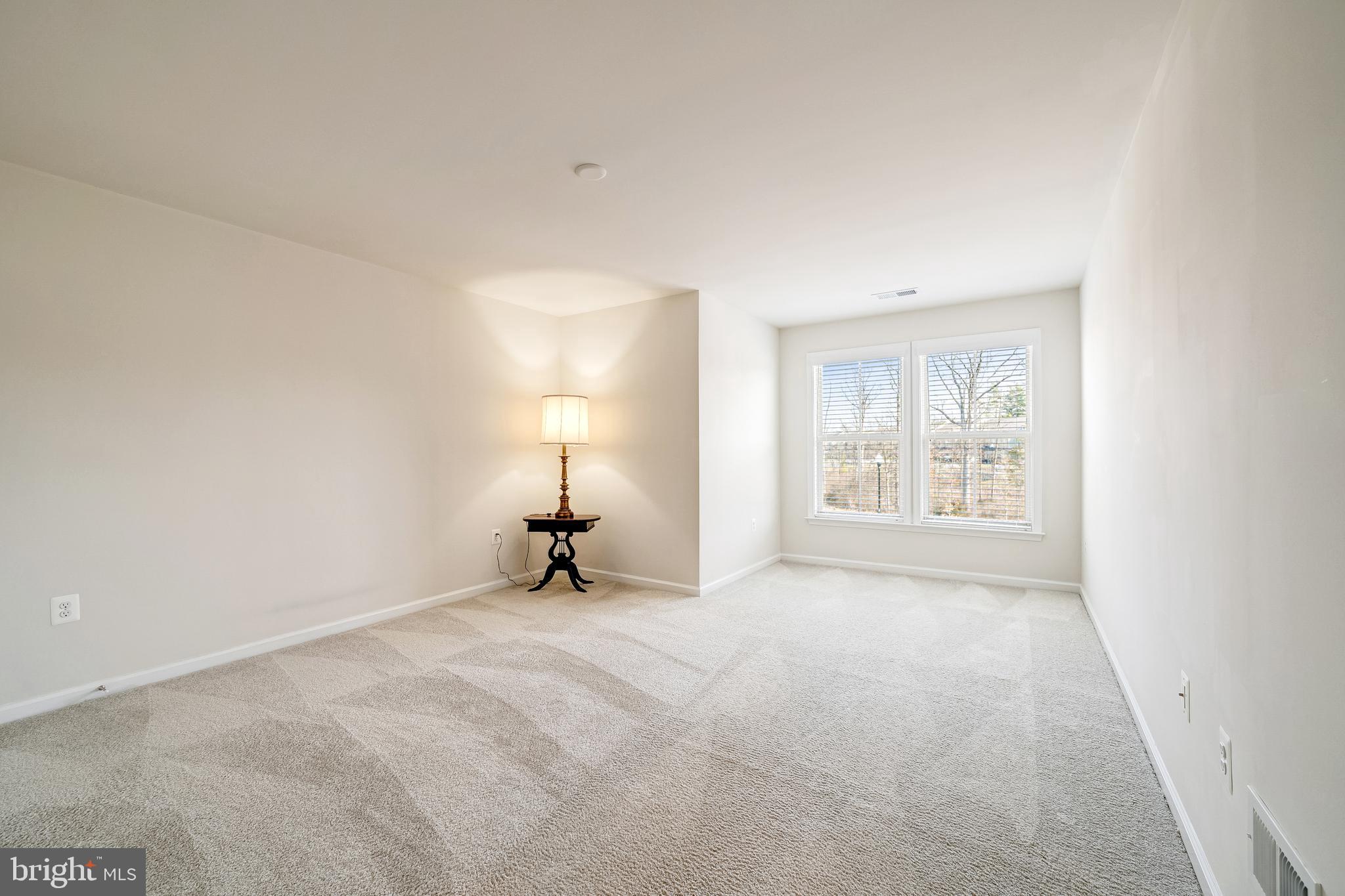 LEXINGTON 7 - Residential