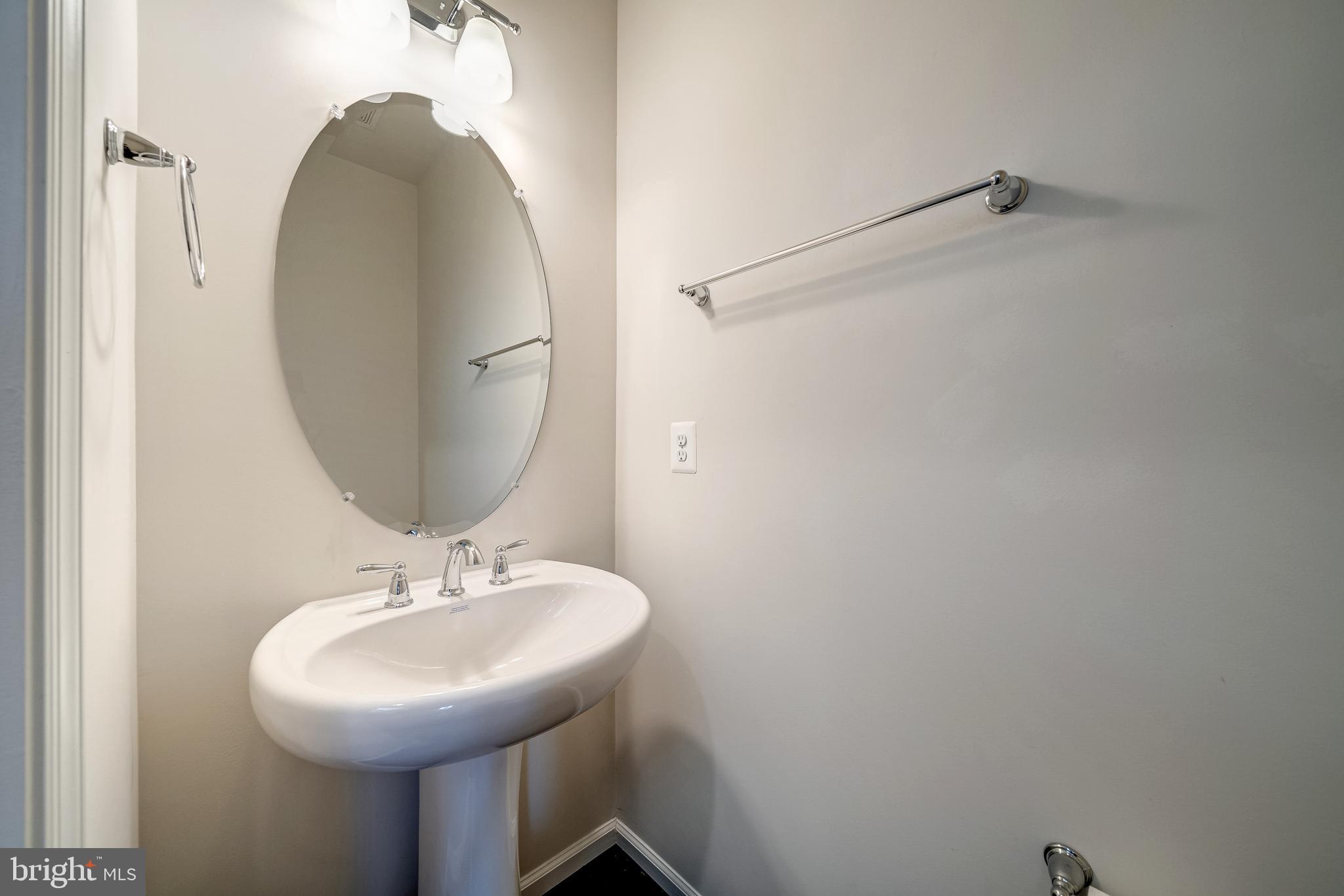 LEXINGTON 7 - Residential