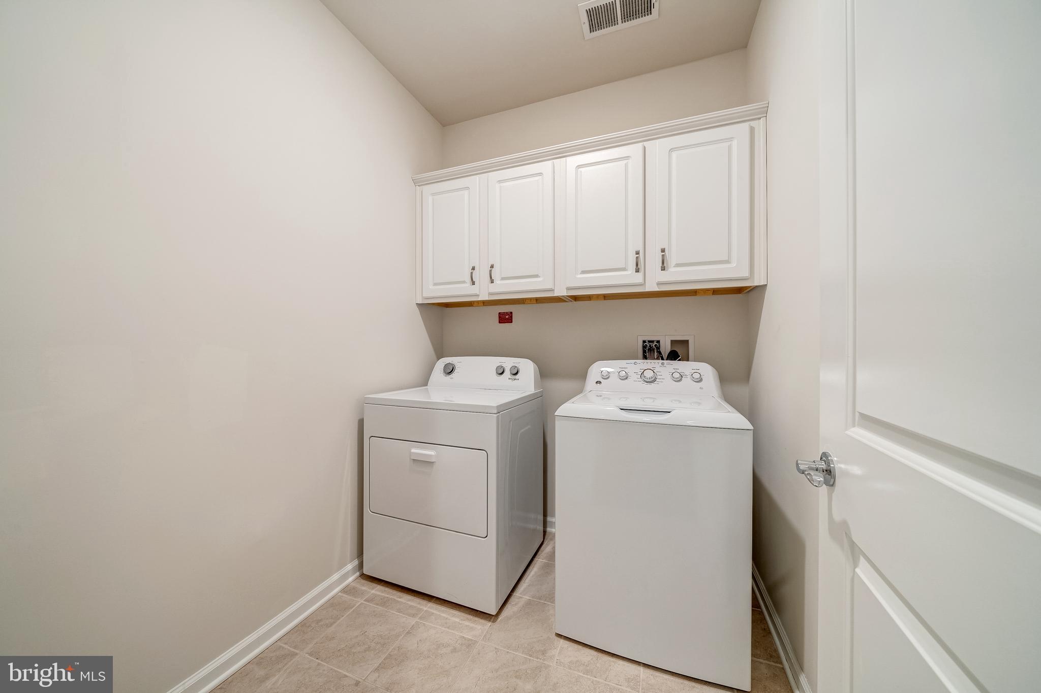 LEXINGTON 7 - Residential