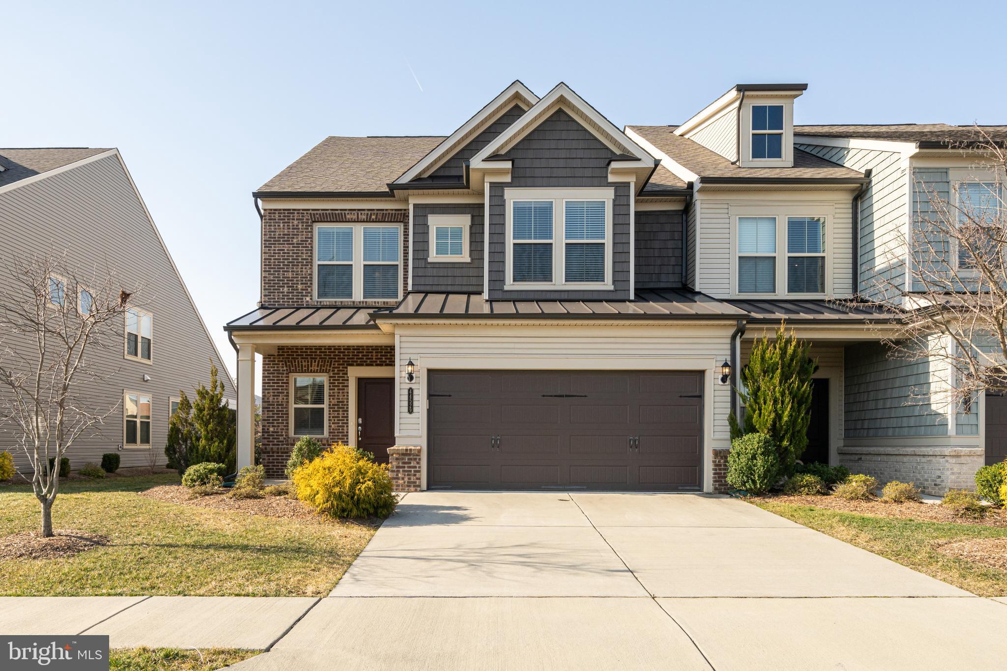 LEXINGTON 7 - Residential