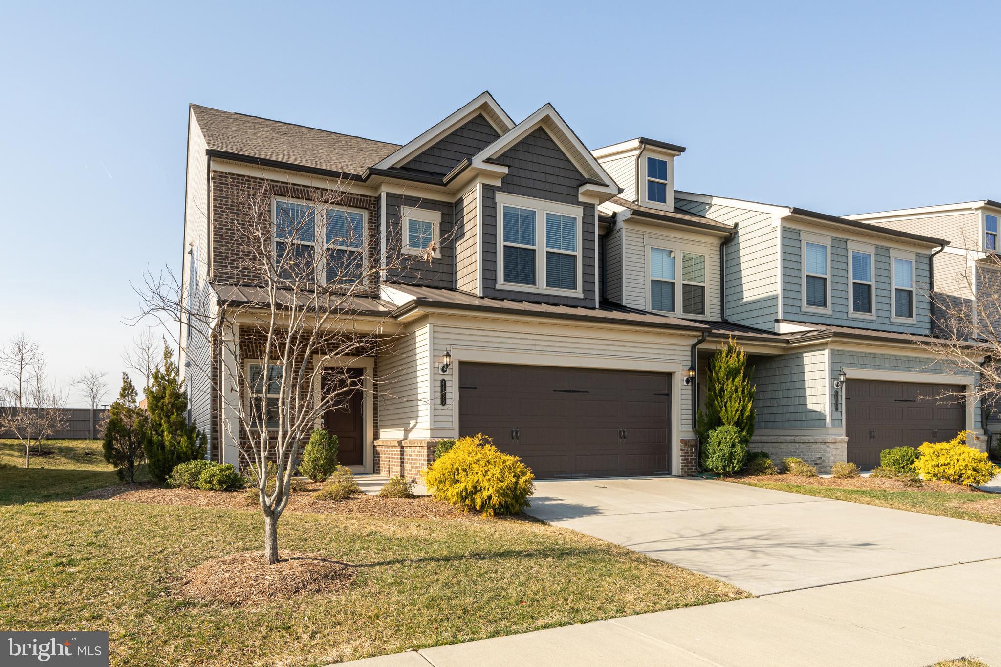 LEXINGTON 7 - Residential