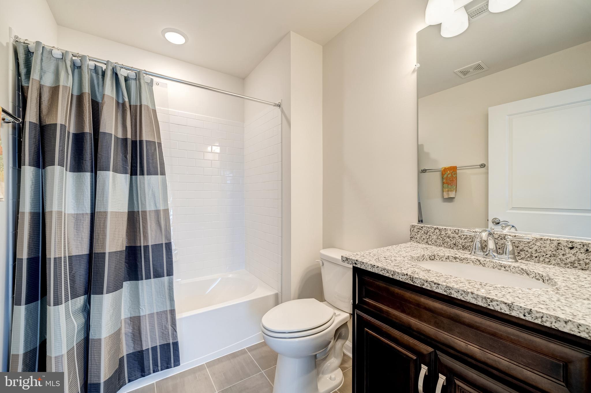 LEXINGTON 7 - Residential