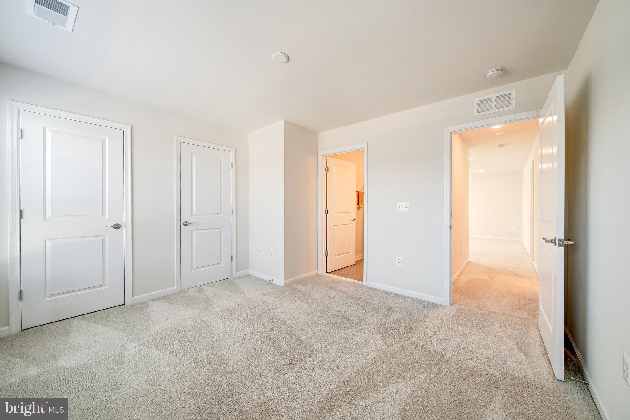 LEXINGTON 7 - Residential