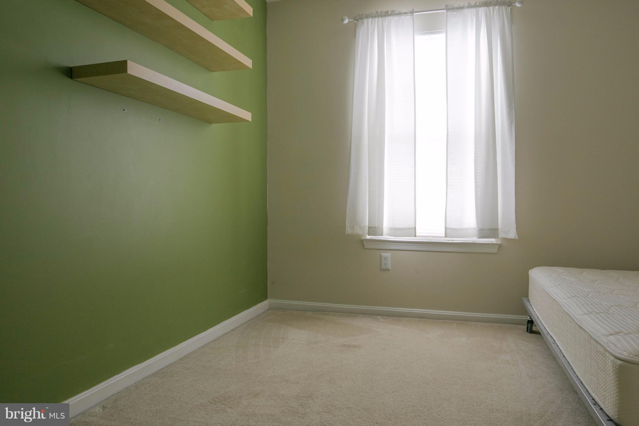 SHEFFIELD MANOR - Residential Lease