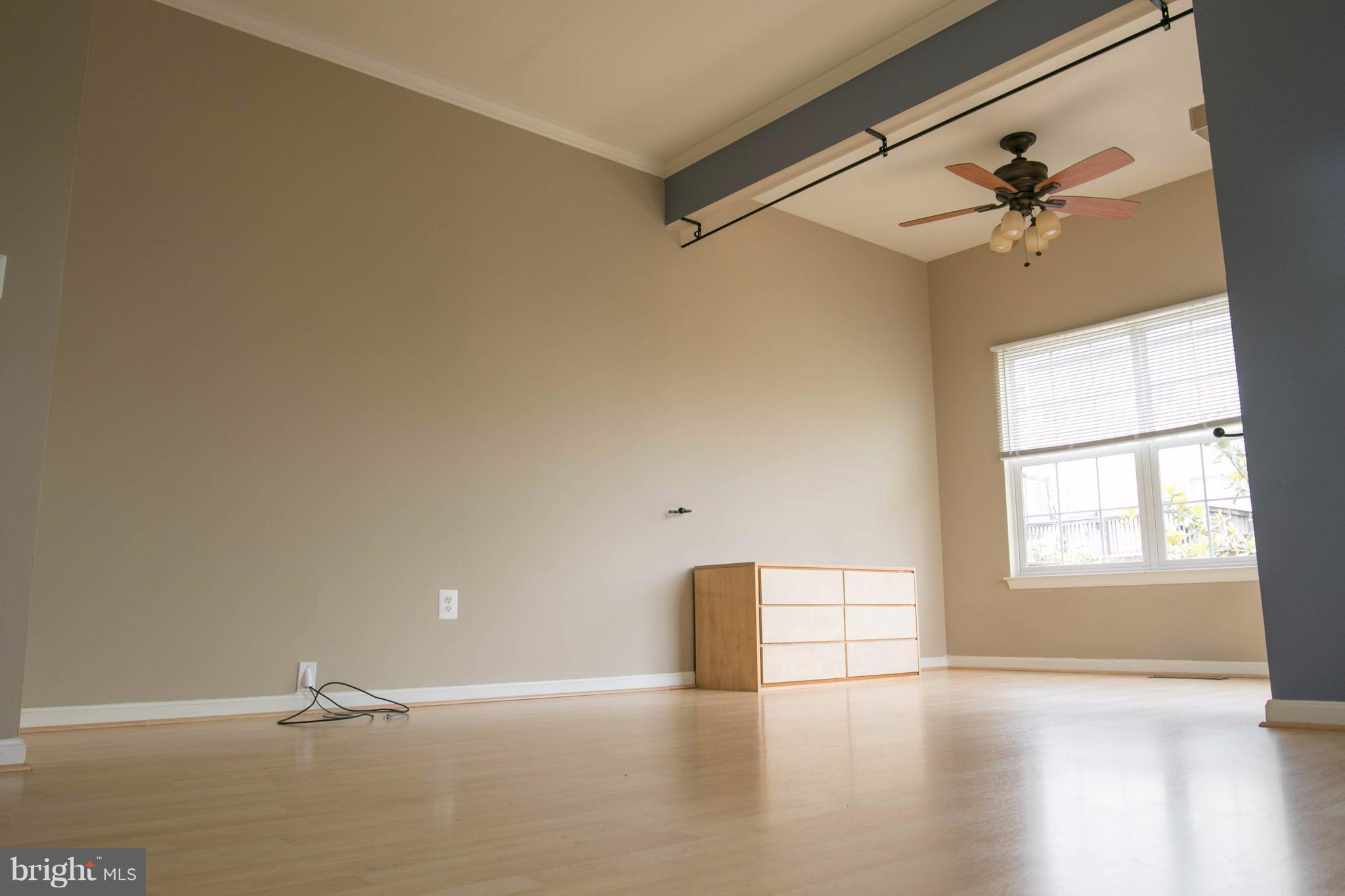 SHEFFIELD MANOR - Residential Lease