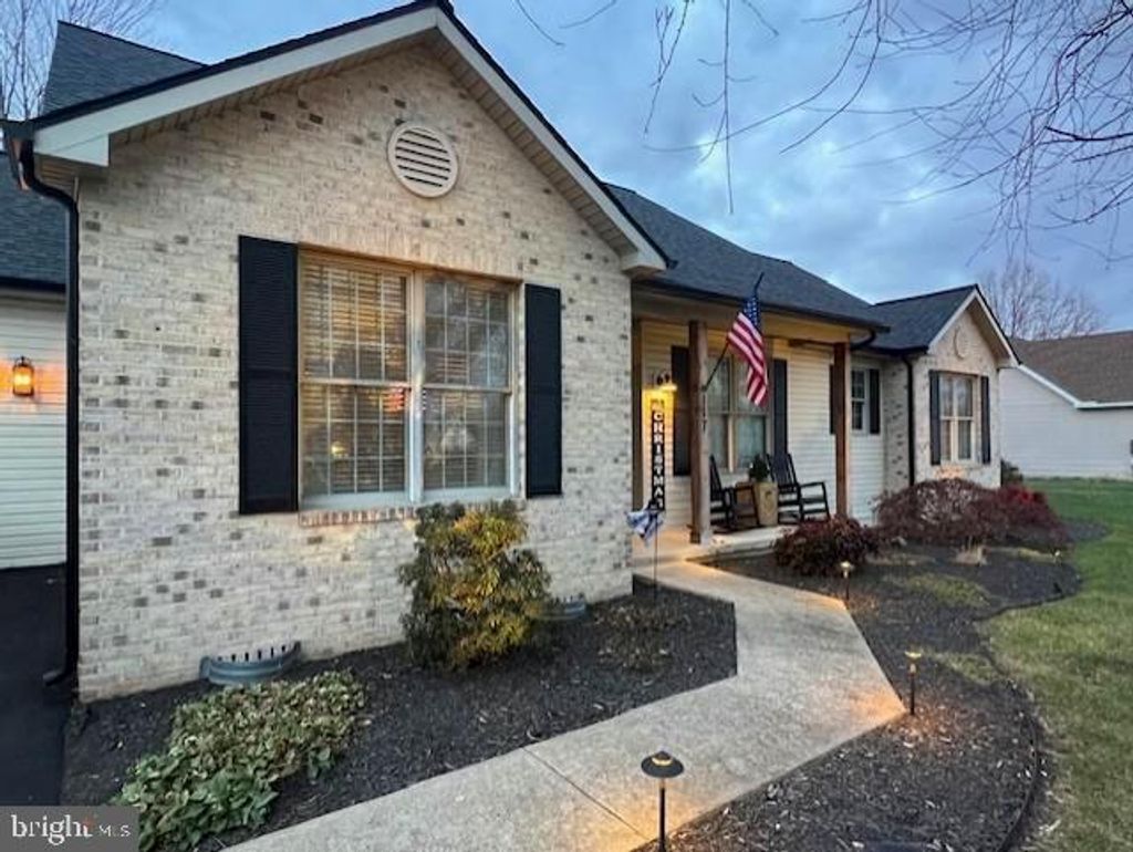 Photo of 117 Yale Lane, FALLING WATERS, WV 25419 (MLS # WVBE2046582)