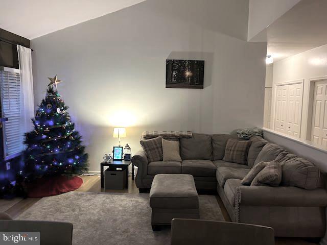 SPRING MILLS - Residential