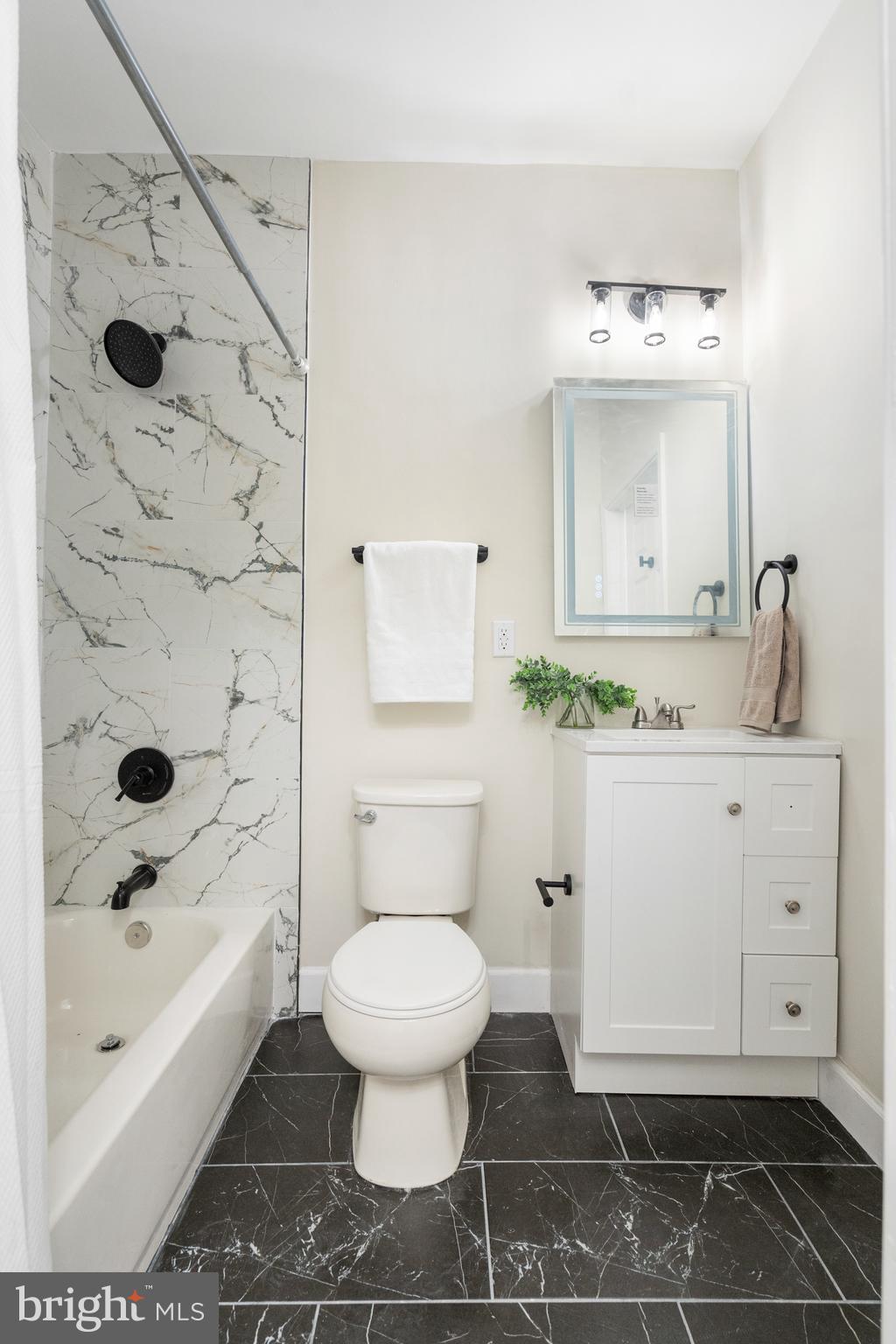 LUCILLE PARK - Residential