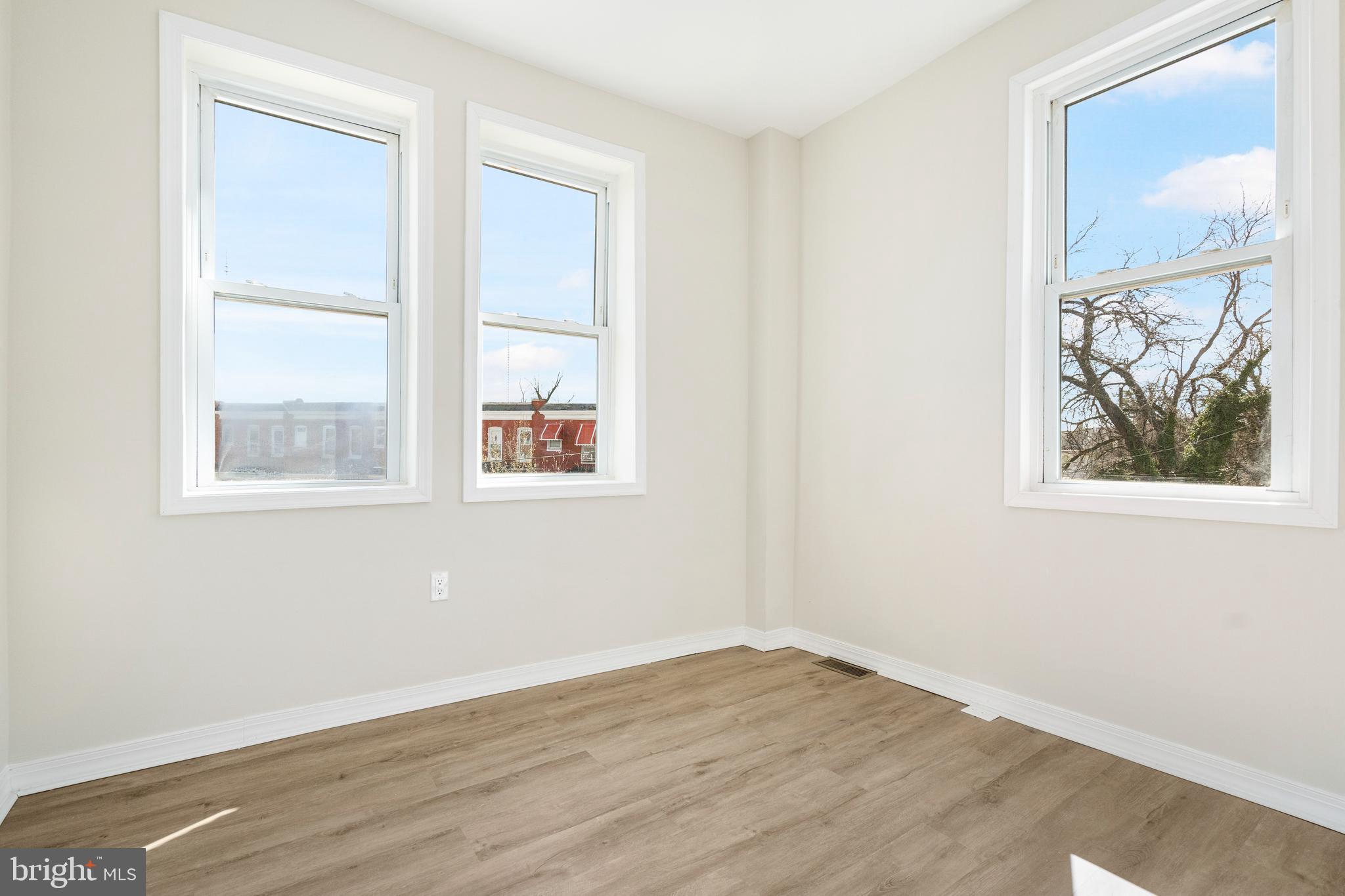 LUCILLE PARK - Residential