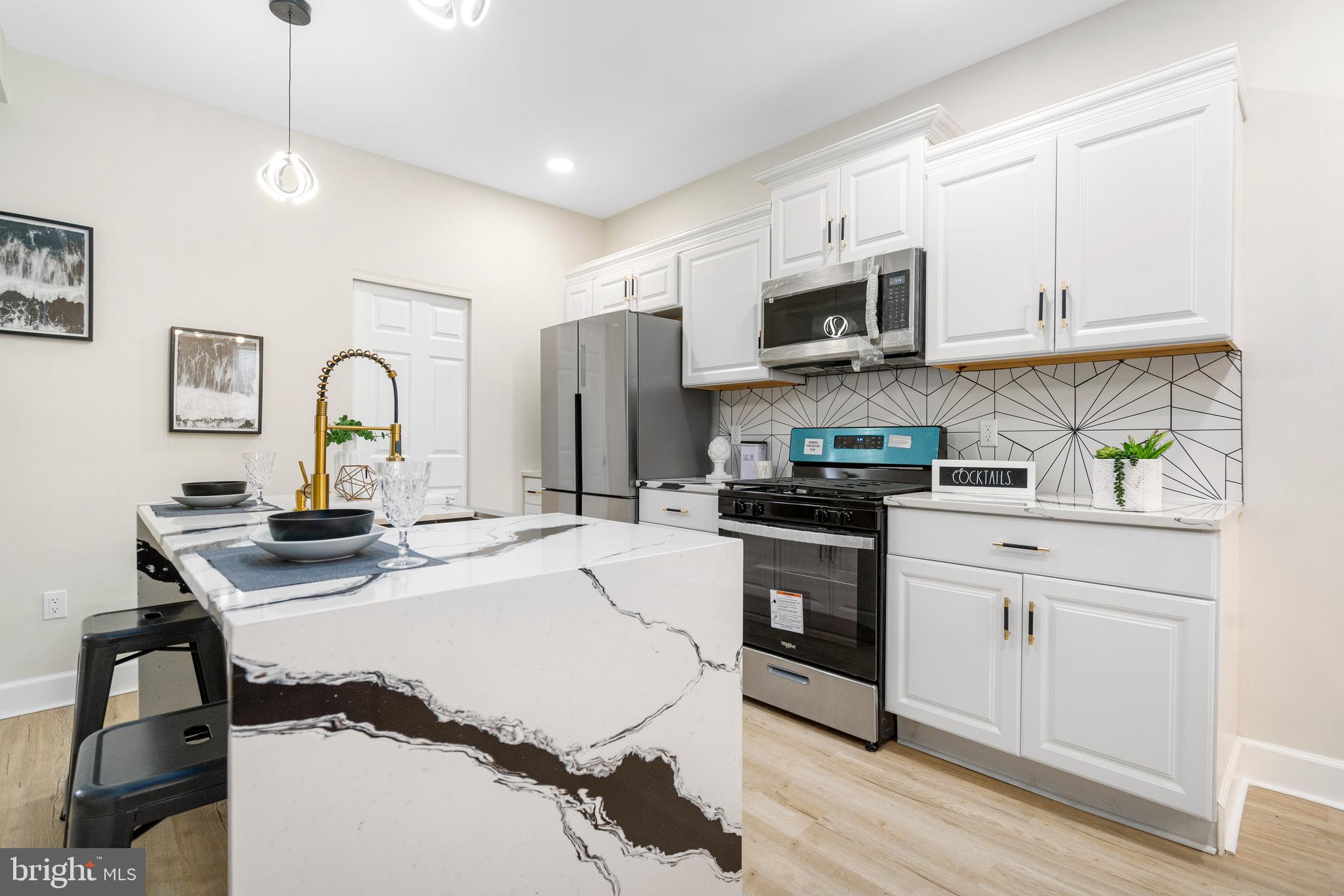 LUCILLE PARK - Residential