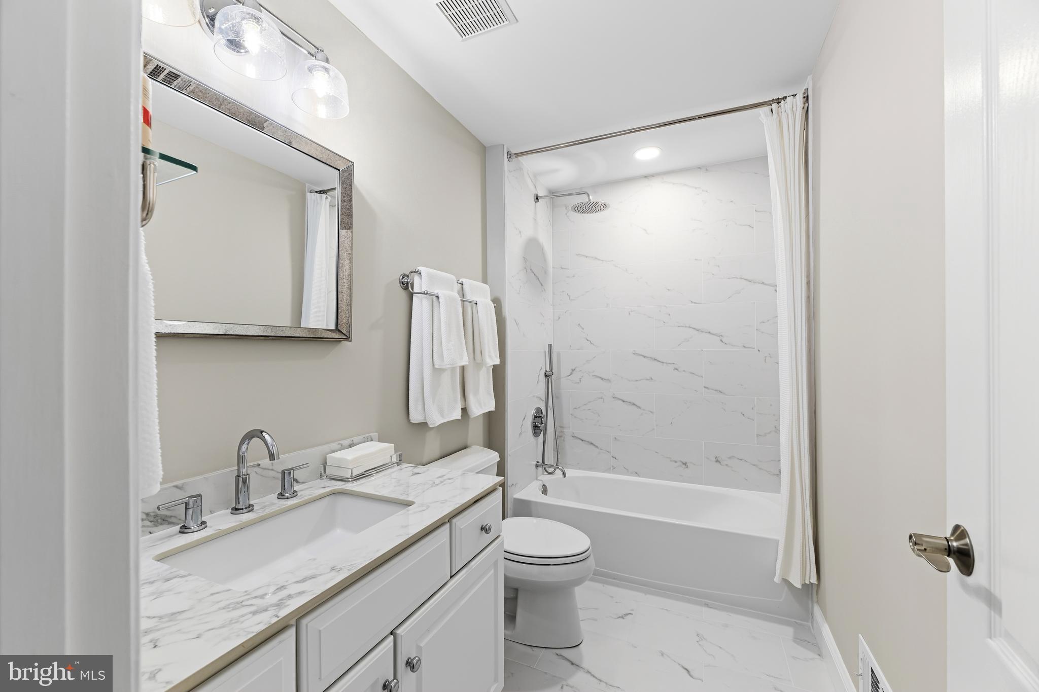 PENDERBROOKE - Residential