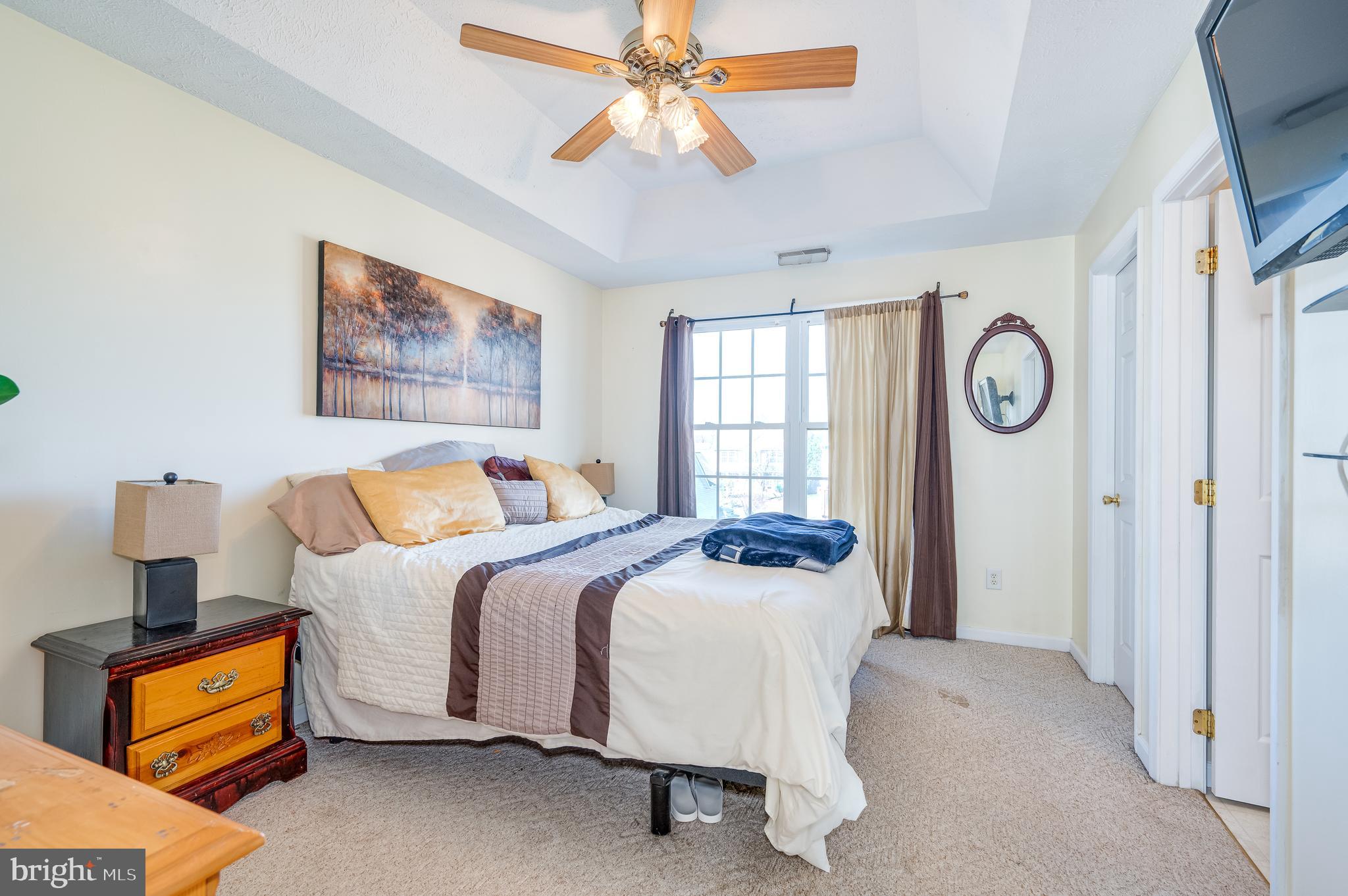 CRESTFIELD - Residential