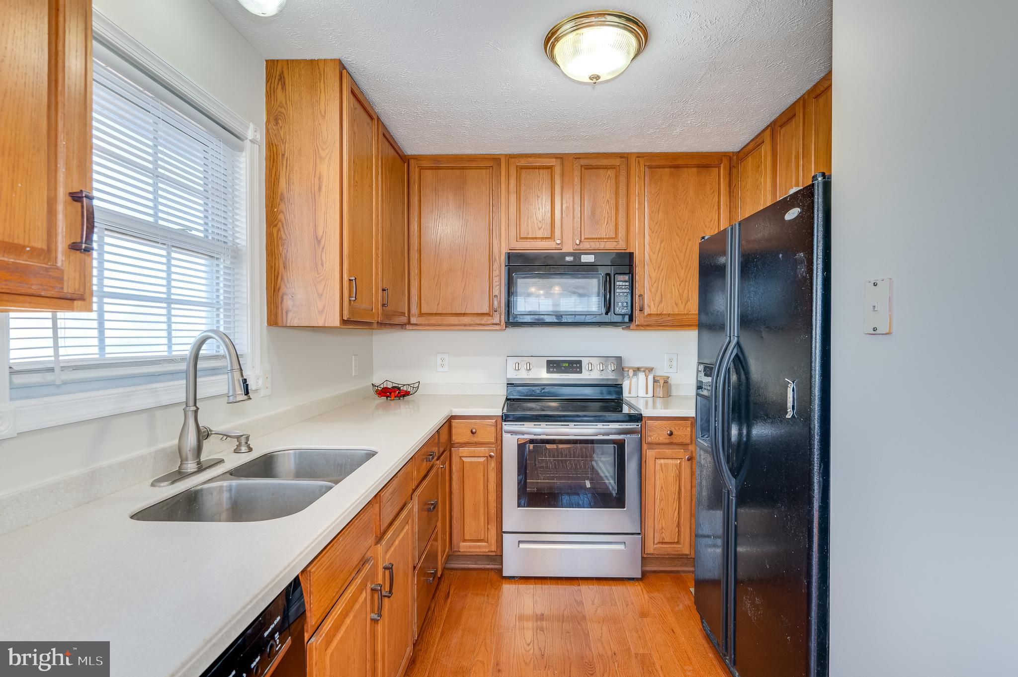 CRESTFIELD - Residential